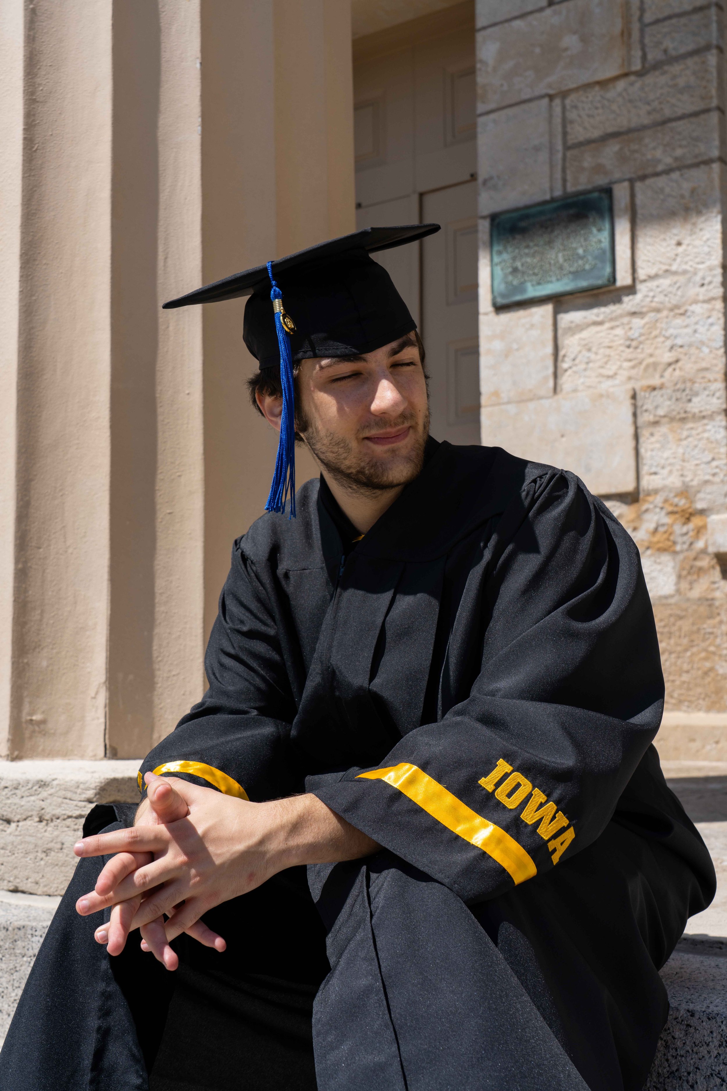 6-4-2026_BLU GRAD PORTRAIT SESSION_DARSHAUN SMITH PRODUCTIONS - WEB SIZE-159.jpg