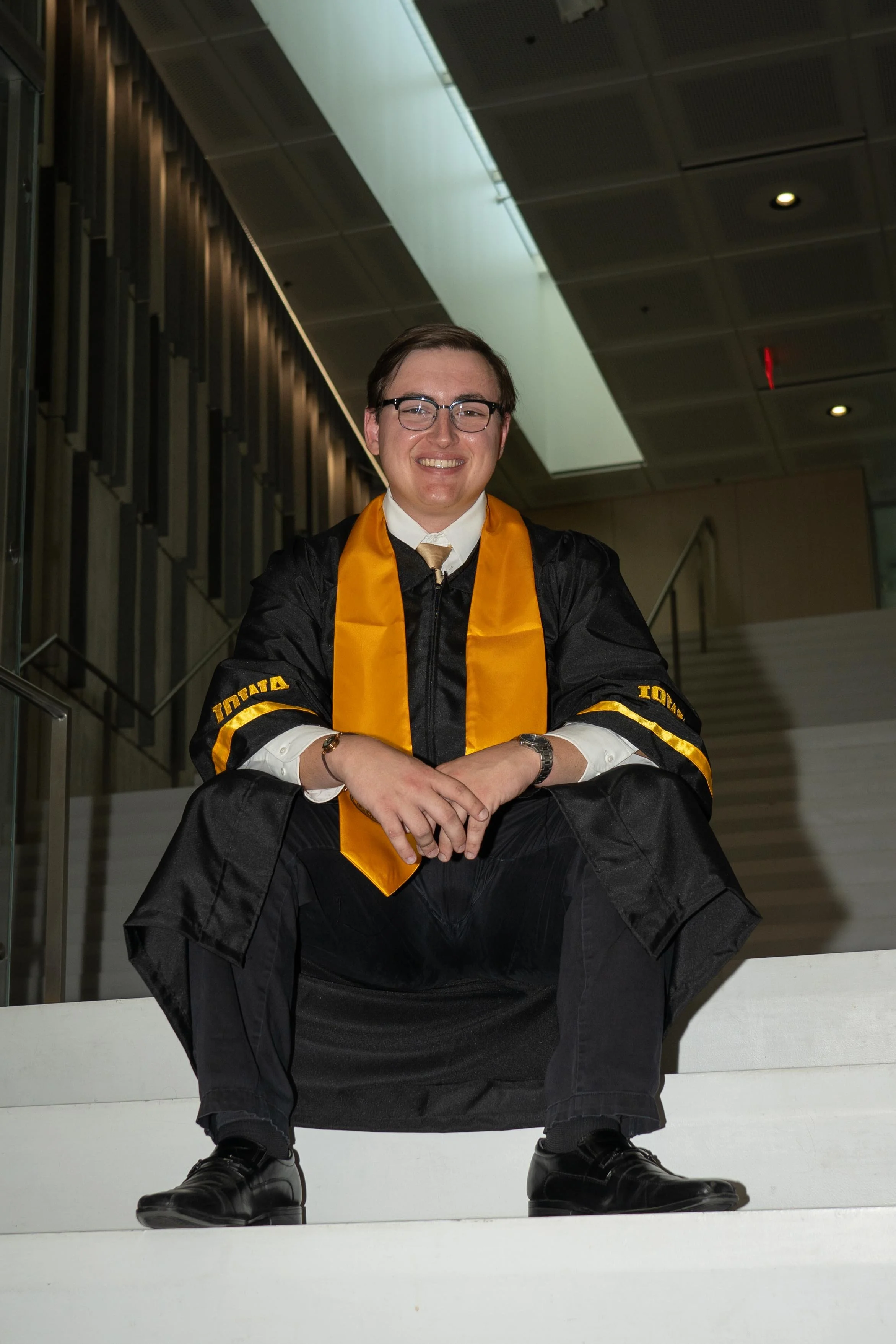 CLAYTON.GARMON.GRAD.PHOTOS.DSP-63.jpg
