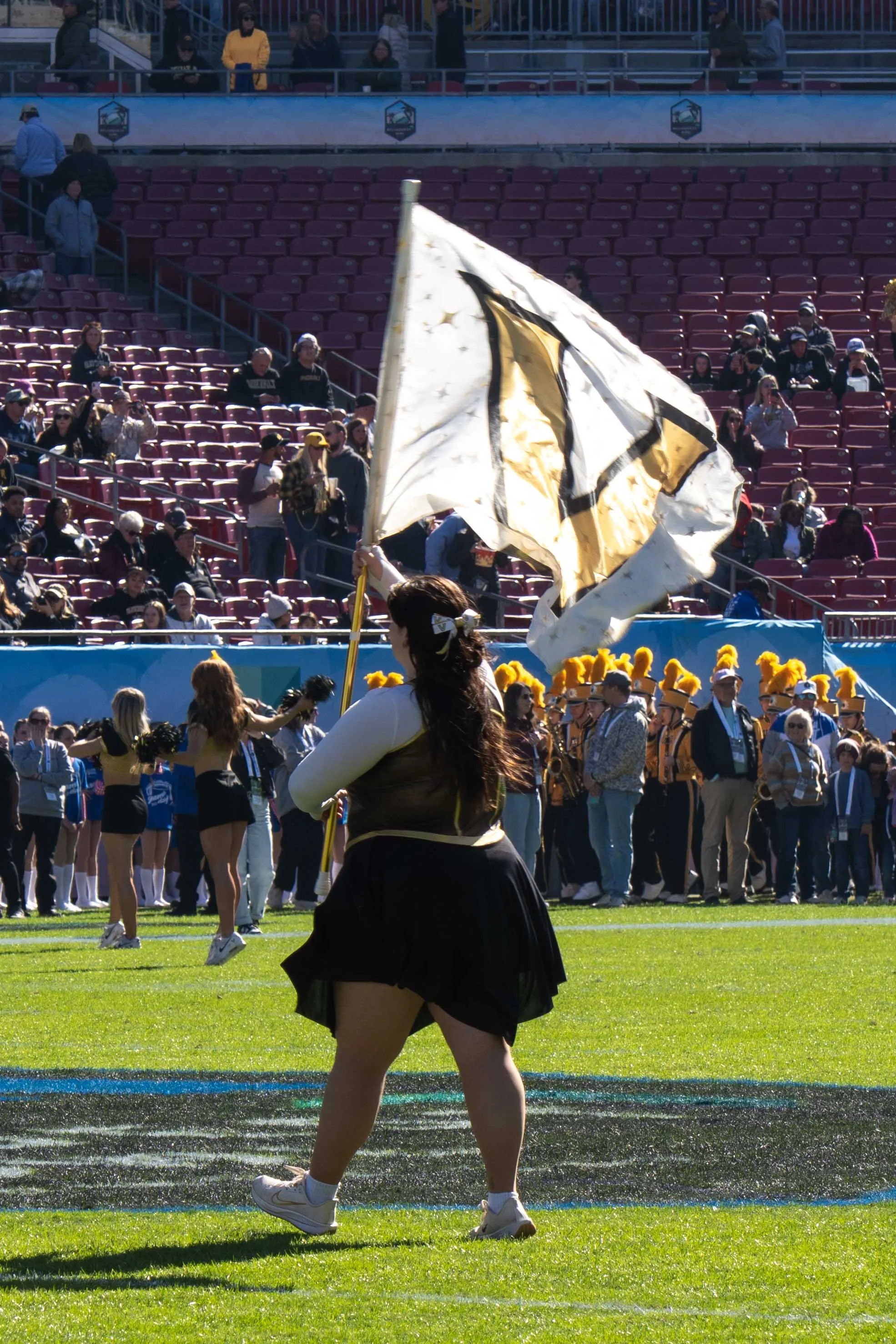 2025.12.31_ Reliaquest Bowl Game Day_Dsmith_ -550.jpg