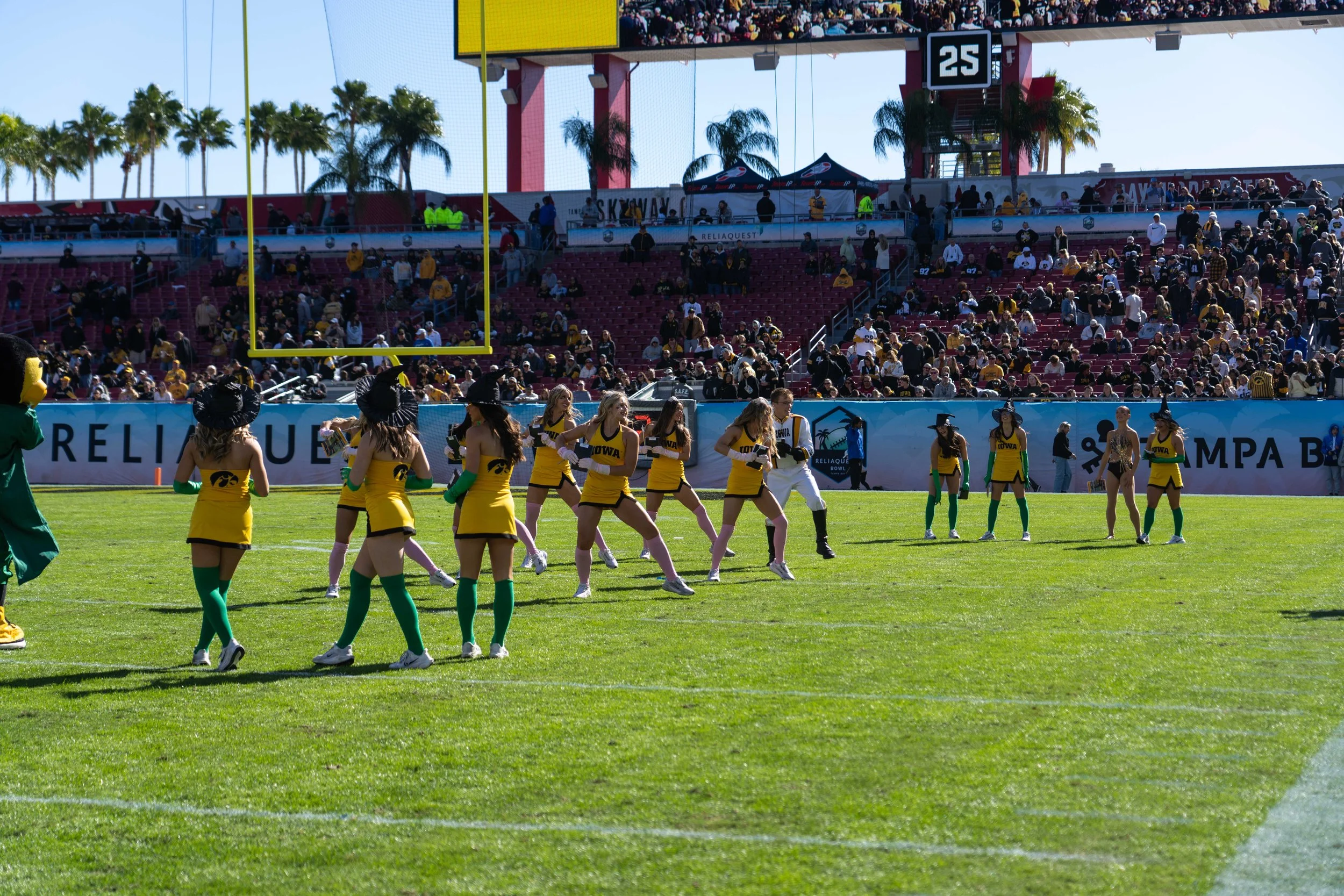 2025.12.31_ Reliaquest Bowl Game Day_Dsmith_ -646.jpg