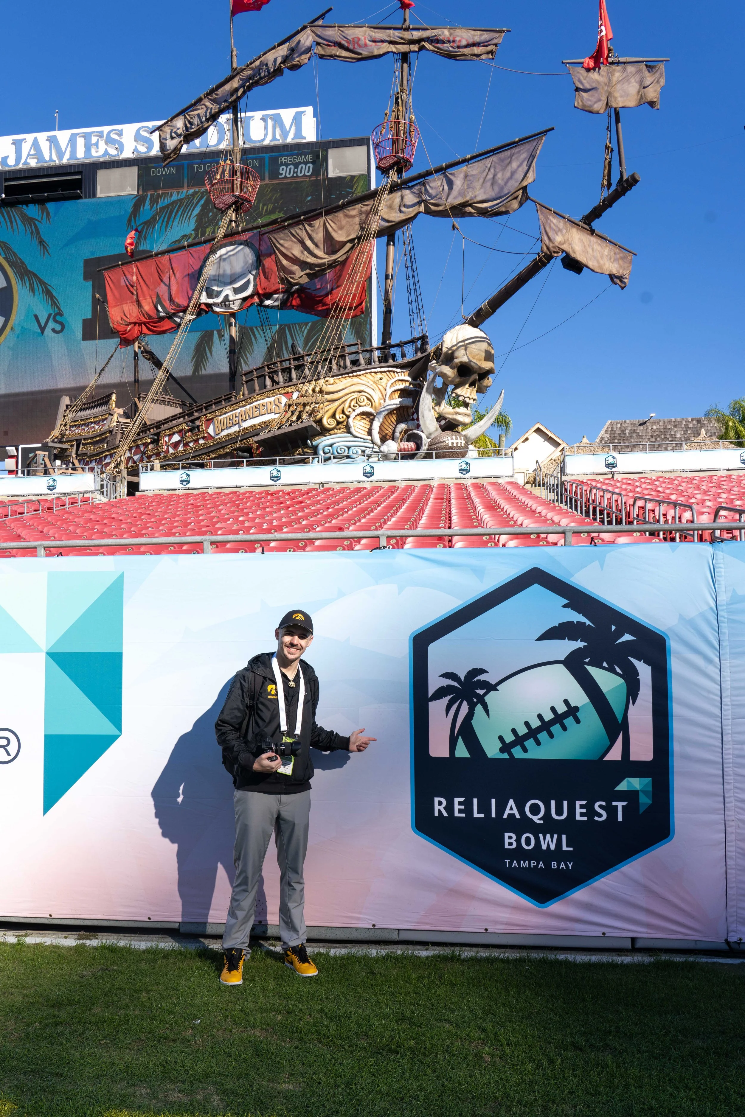 2025.12.31_ Reliaquest Bowl Game Day_Dsmith_ -513.jpg