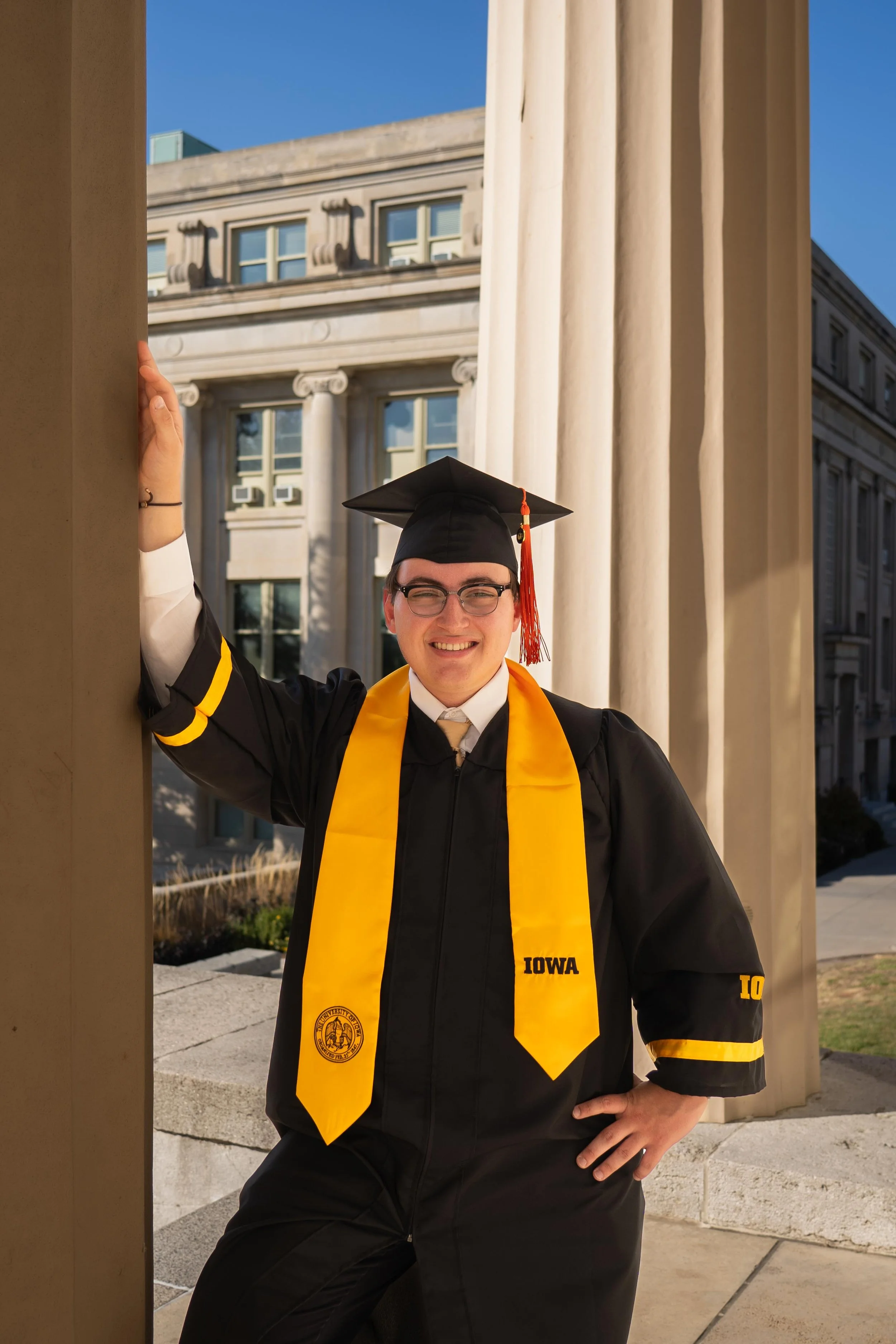 CLAYTON.GARMON.GRAD.PHOTOS.DSP-14.jpg