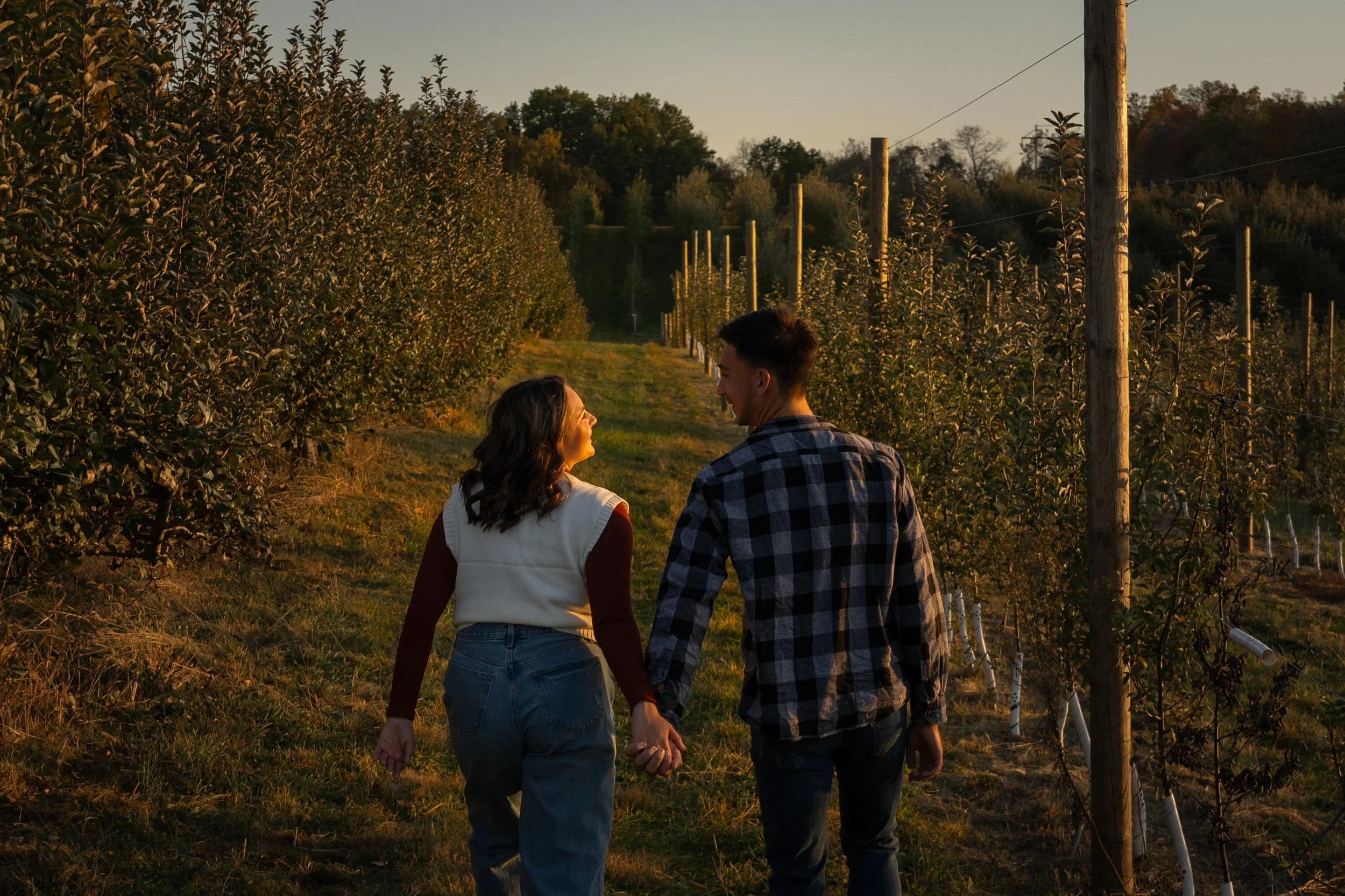 IZZY & DOMINIC. COUPLES.PHOTOS.DSP-244.jpg