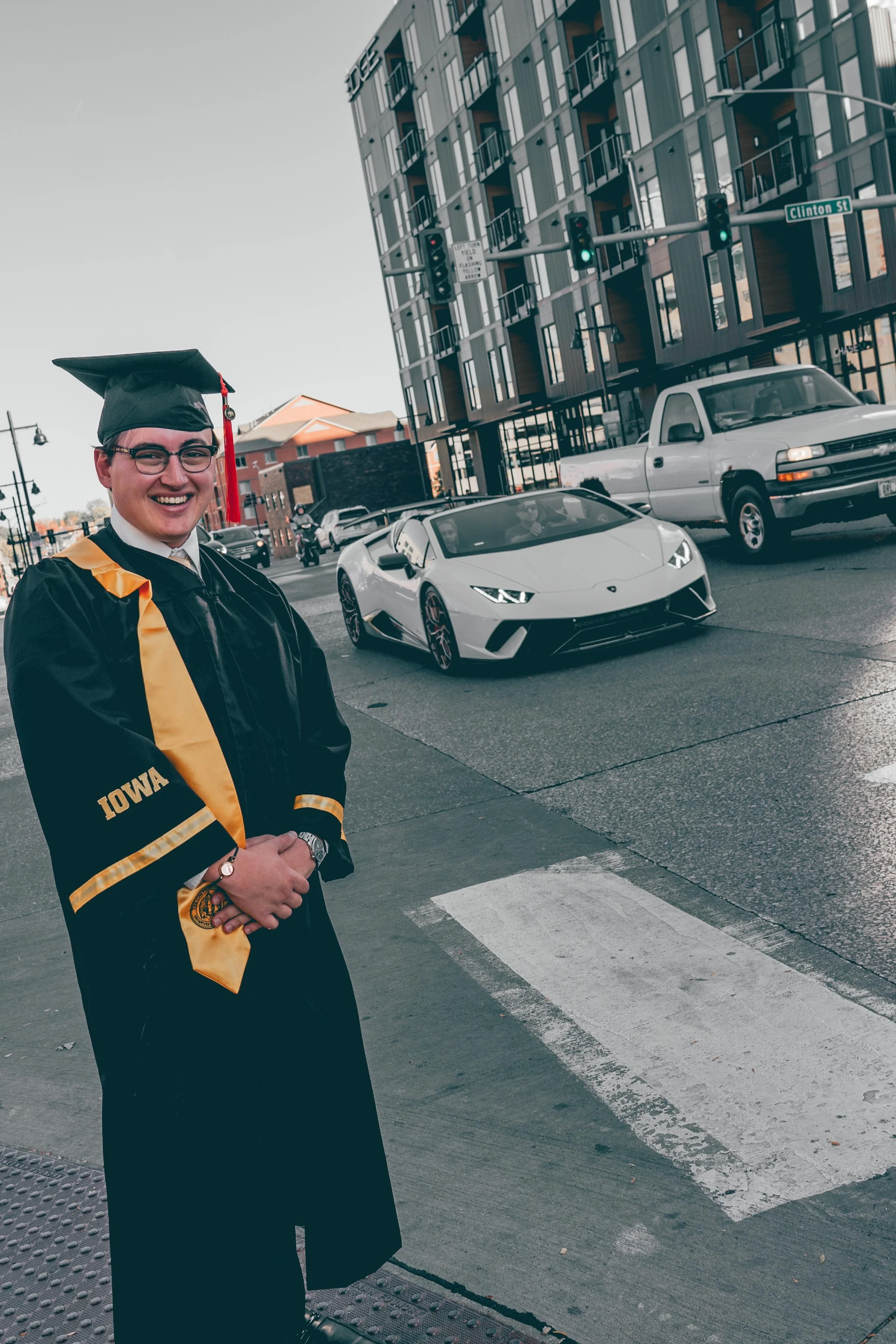 CLAYTON.GARMON.GRAD.PHOTOS.DSP-53.jpg