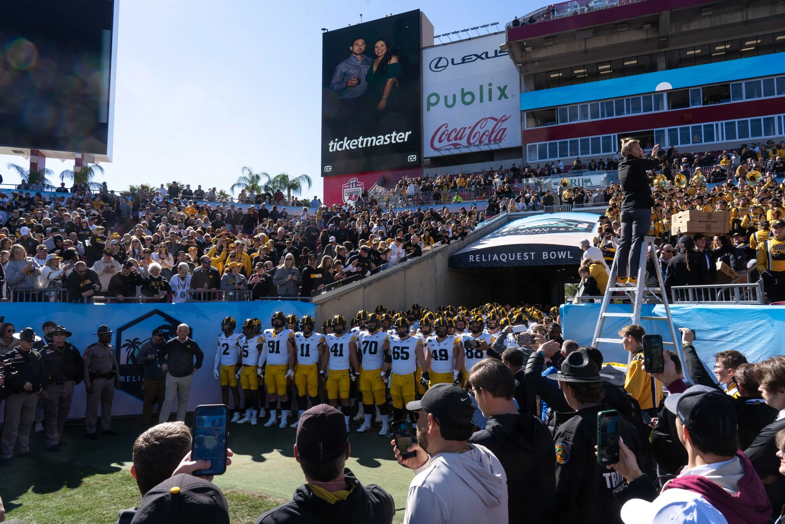 2025.12.31_ Reliaquest Bowl Game Day_Dsmith_ -617.jpg