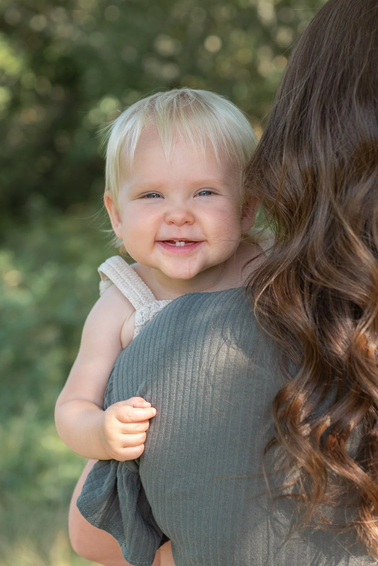 Holly-family-photography-sussex-outdoor-sessions-125.jpg