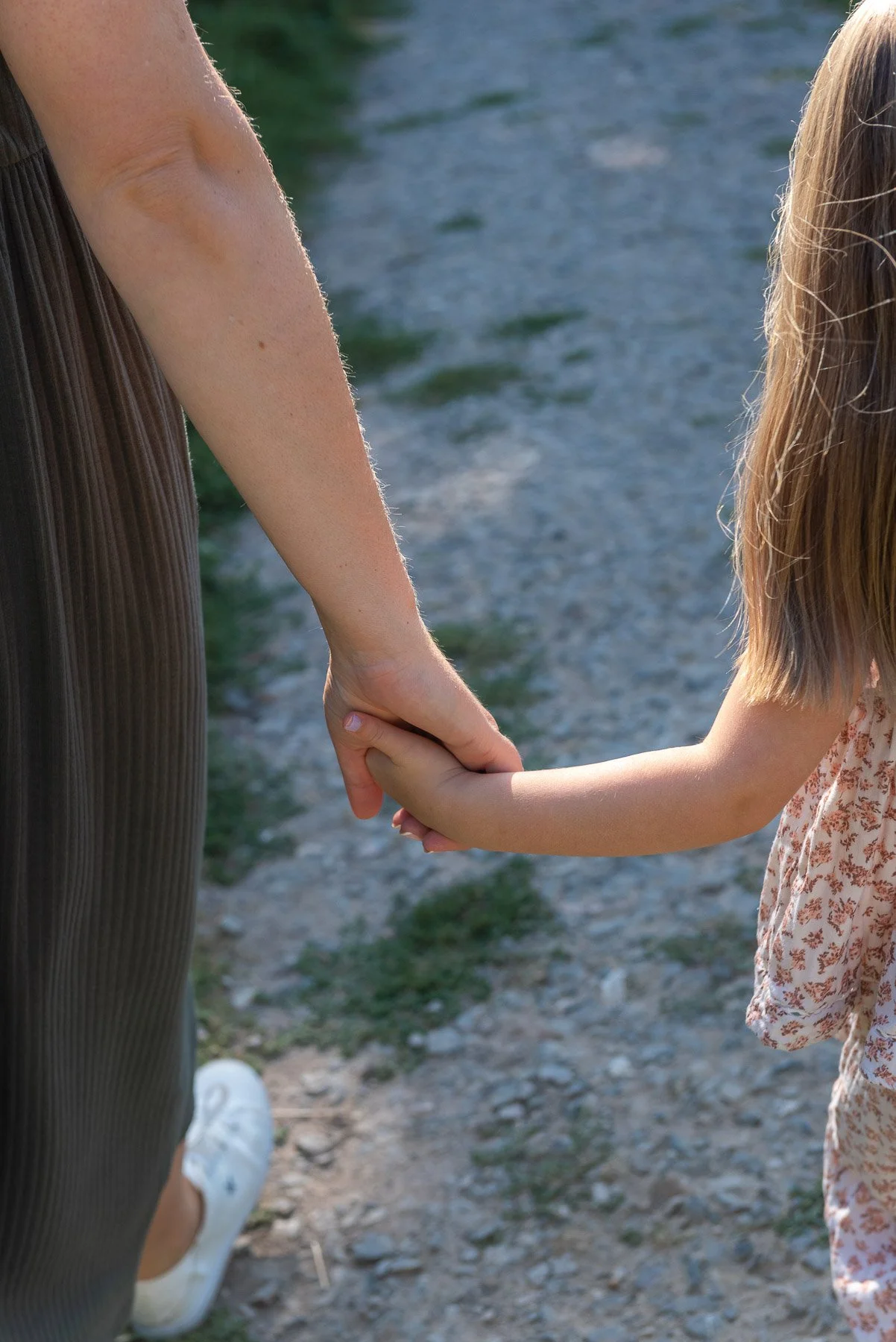 Holly-family-photography-sussex-outdoor-sessions-137.jpg