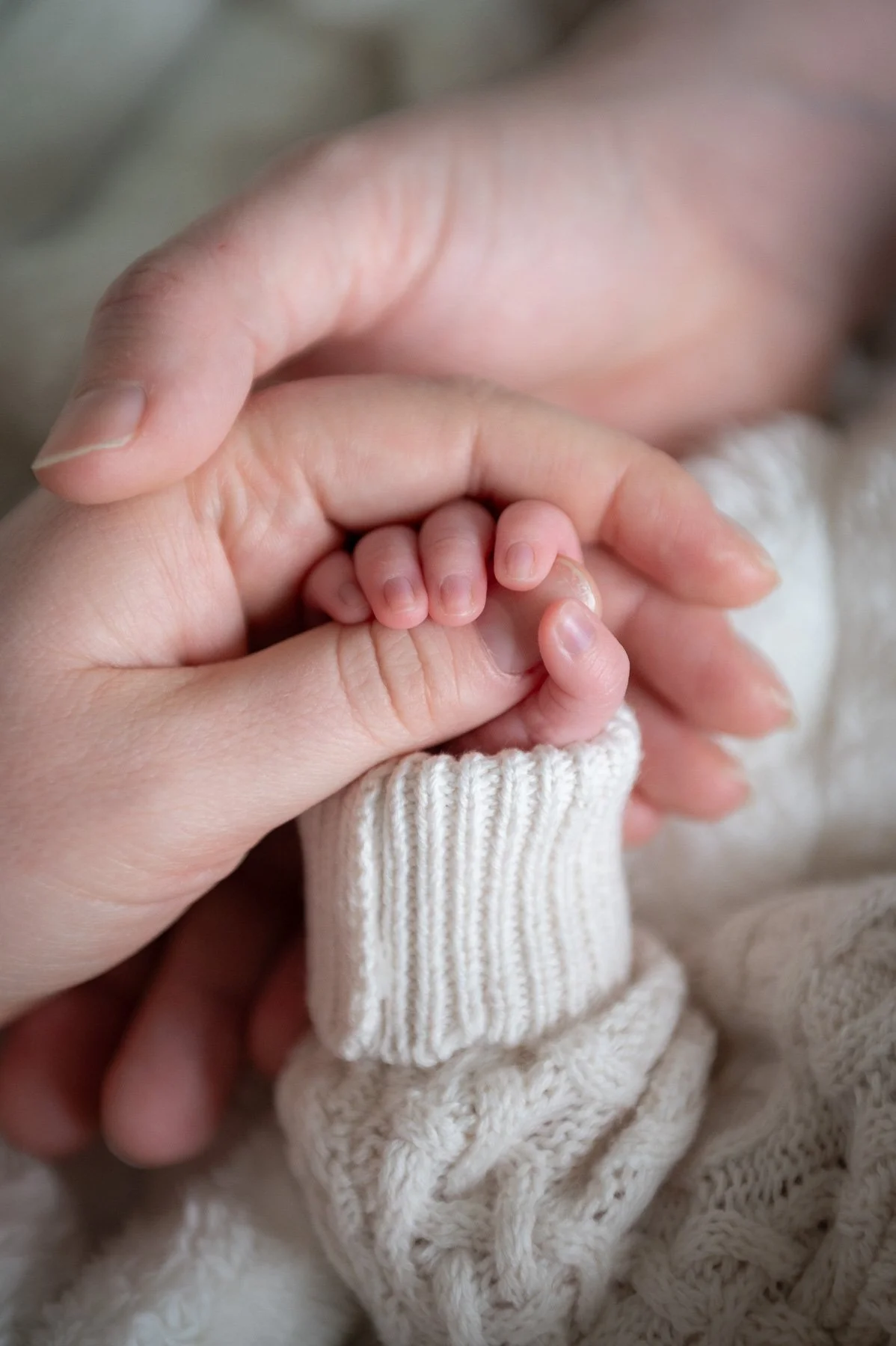 Emma-newborn-baby-Photography-at-home-haywards-heath-30.jpg