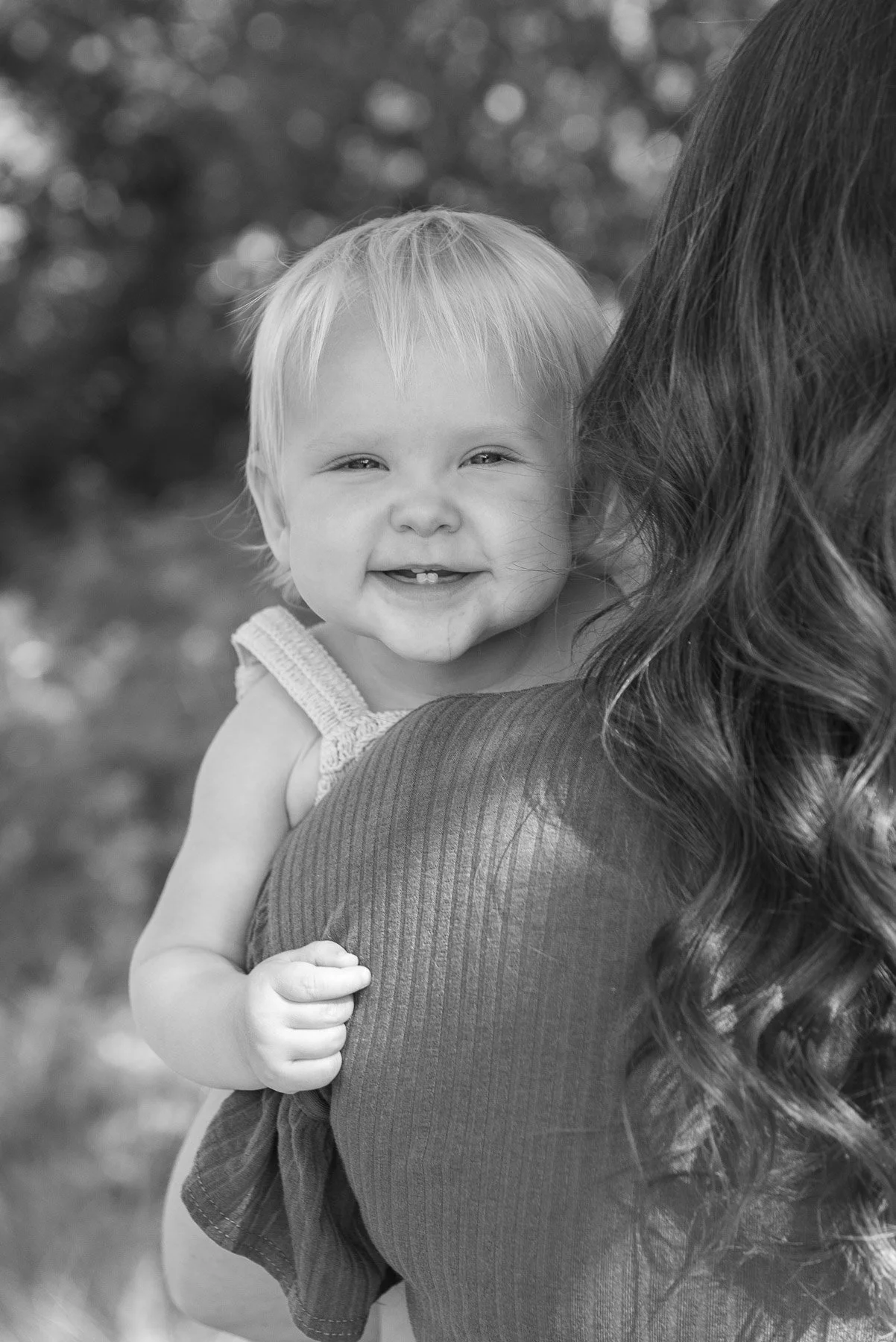 Holly-family-photography-sussex-outdoor-sessions-126.jpg