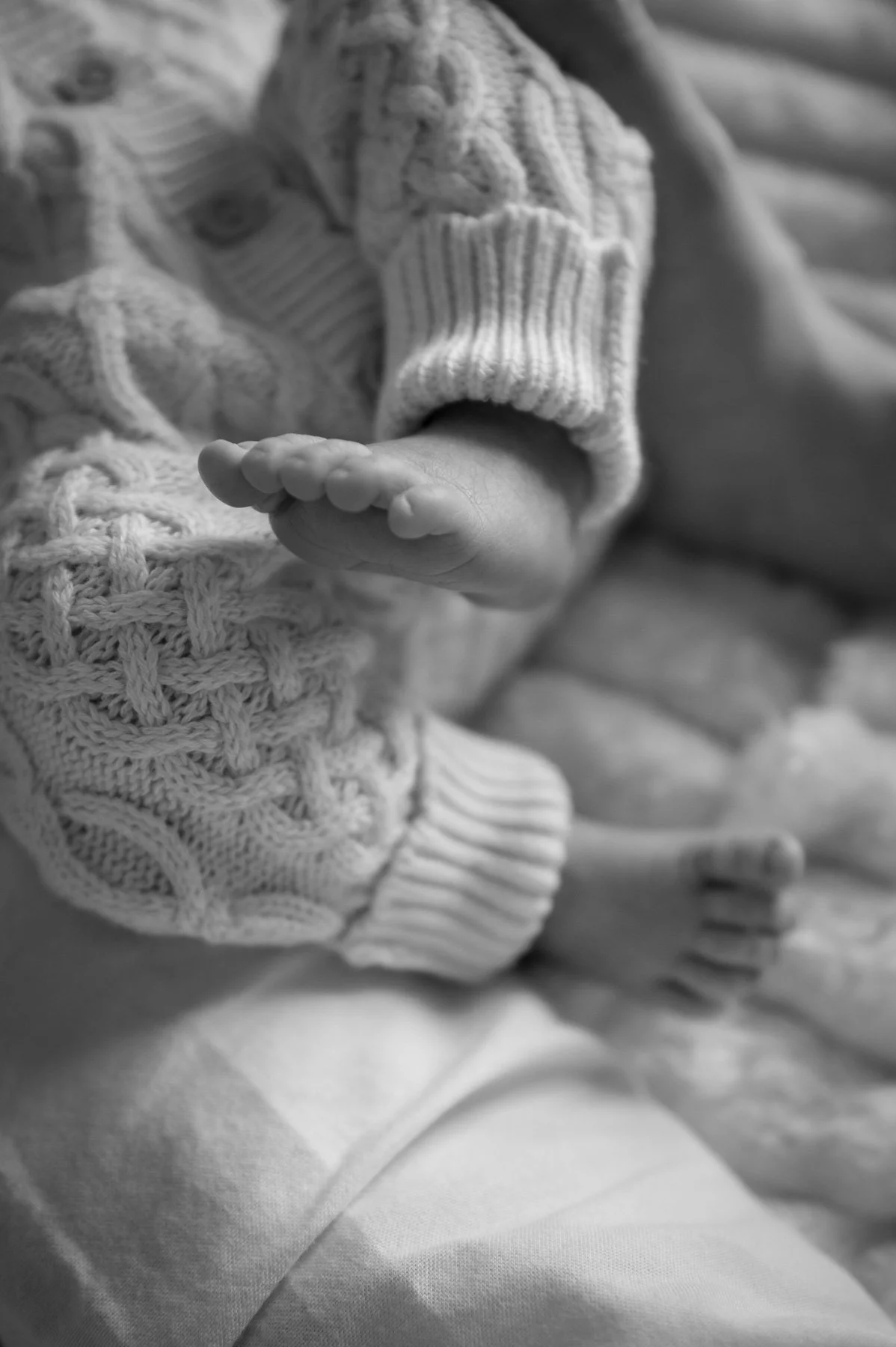 Emma-newborn-baby-Photography-at-home-haywards-heath-26.jpg
