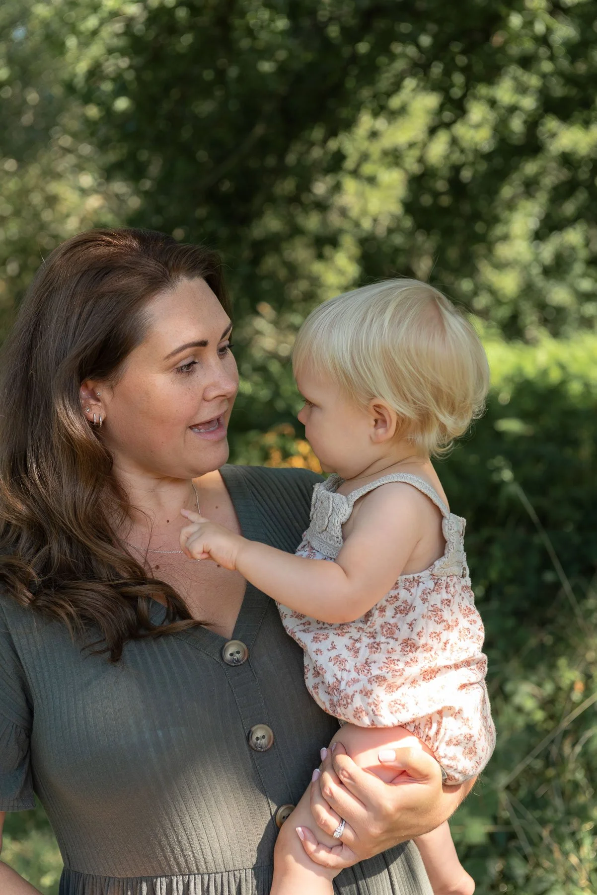 Holly-family-photography-sussex-outdoor-sessions-113.jpg