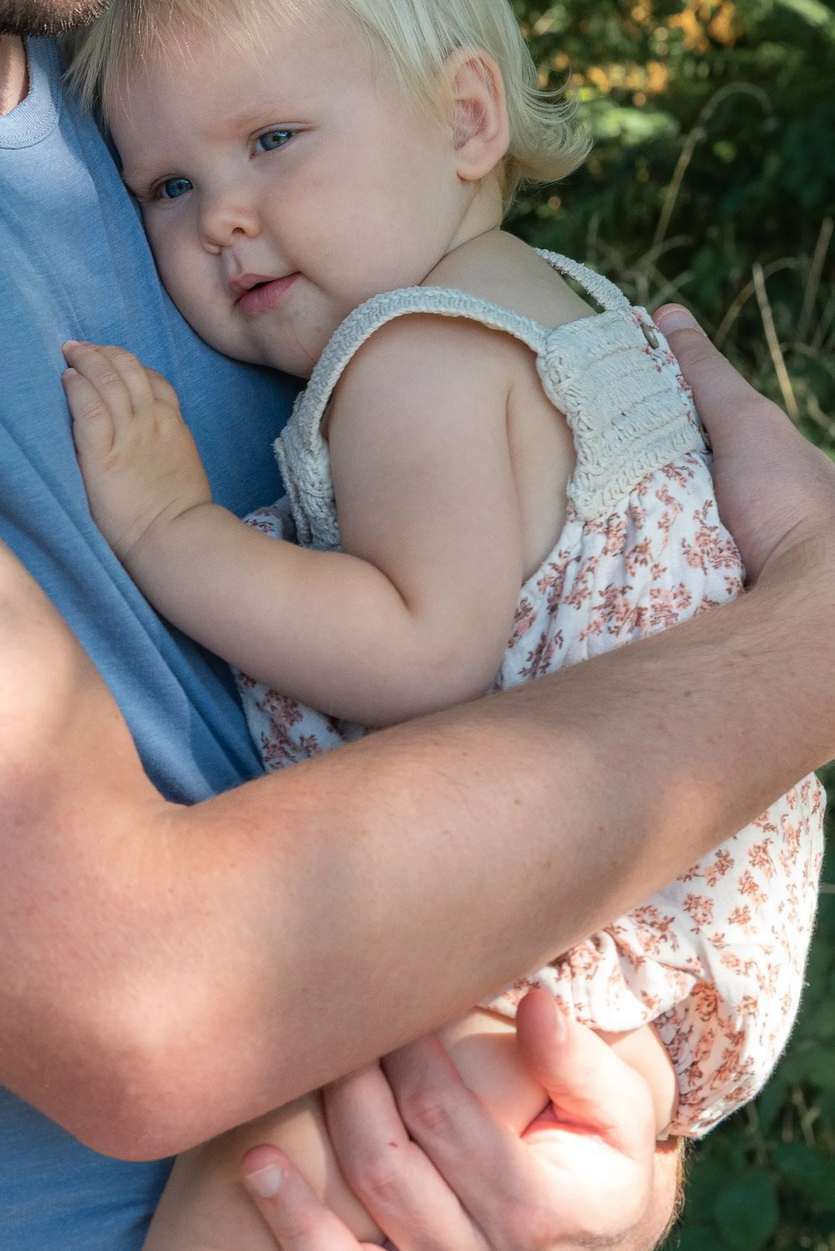 Holly-family-photography-sussex-outdoor-sessions-97.jpg