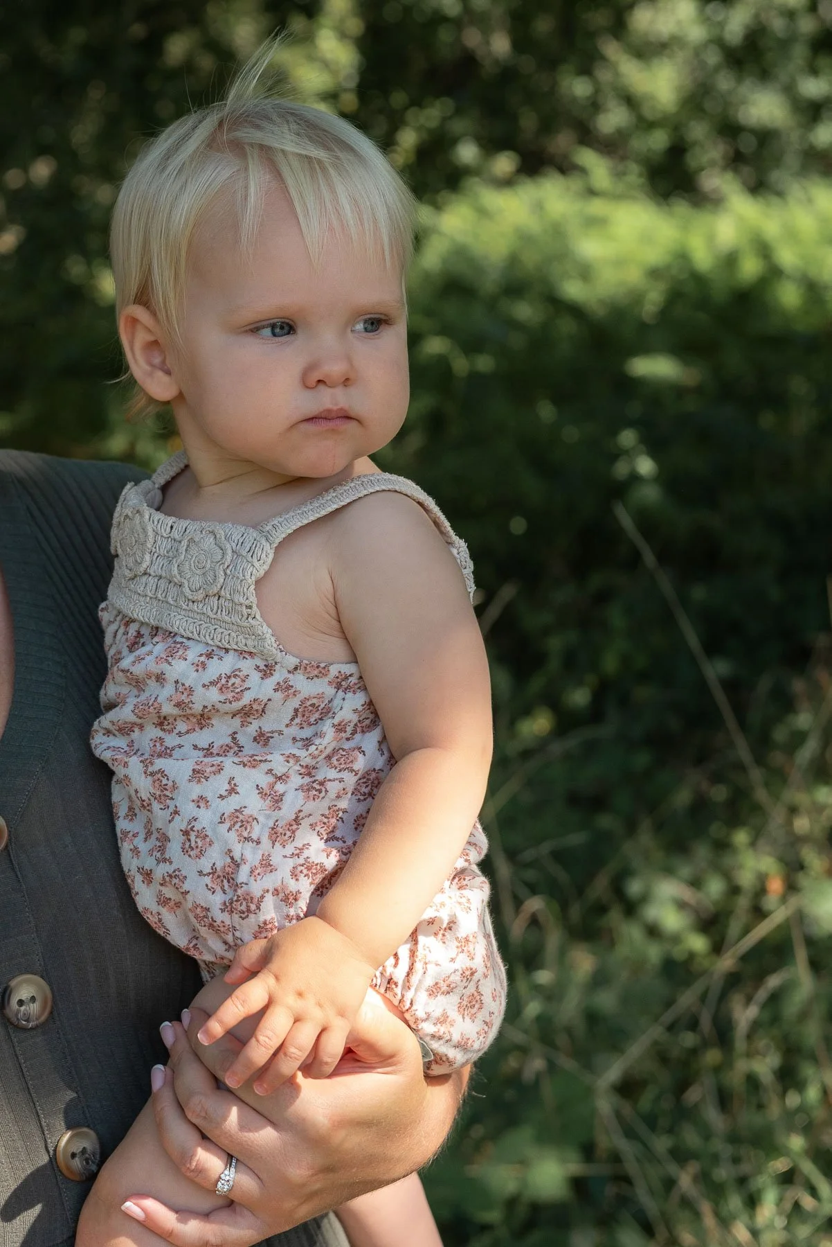 Holly-family-photography-sussex-outdoor-sessions-109.jpg