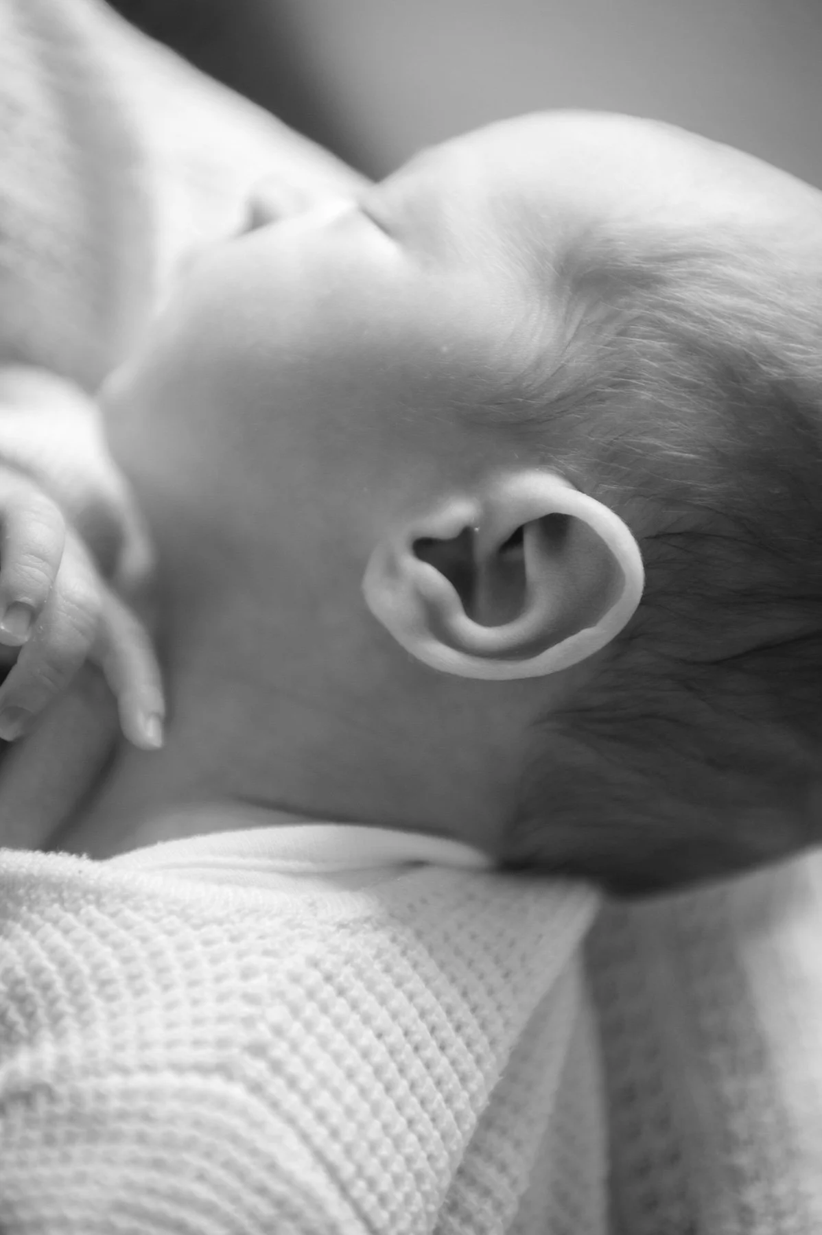 Ottilie-newborn-baby-Photography-at-home-west-sussex-12.jpg