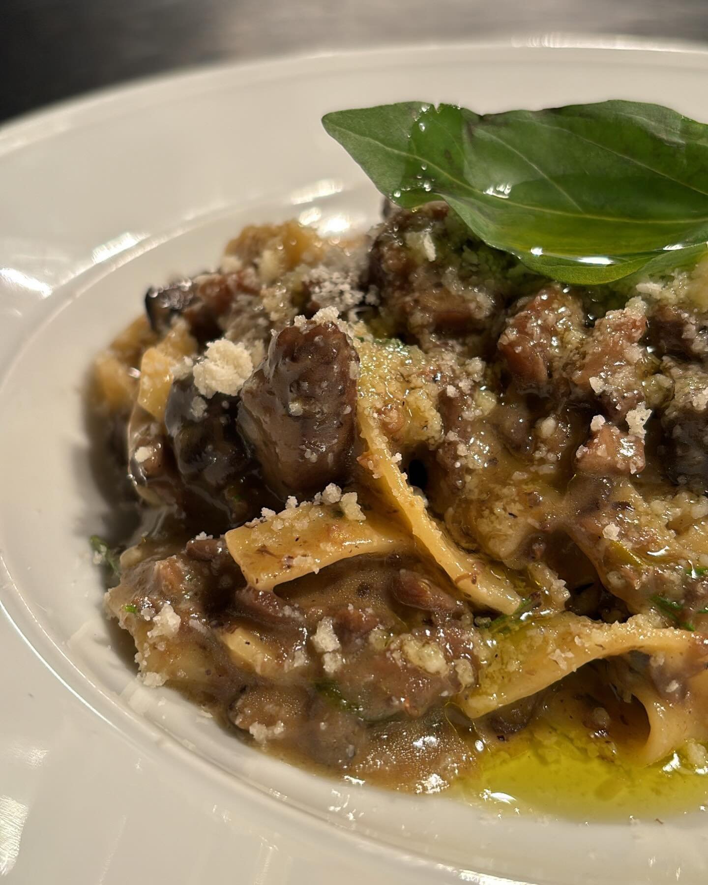 This weeks special. Rag&ugrave; di funghi. Mushroom rag&ugrave; with fresh tagliatelle. It&rsquo;s a dish from our head chef @izfran.co and it&rsquo;s quite amazing. Come get it as soon as possible !