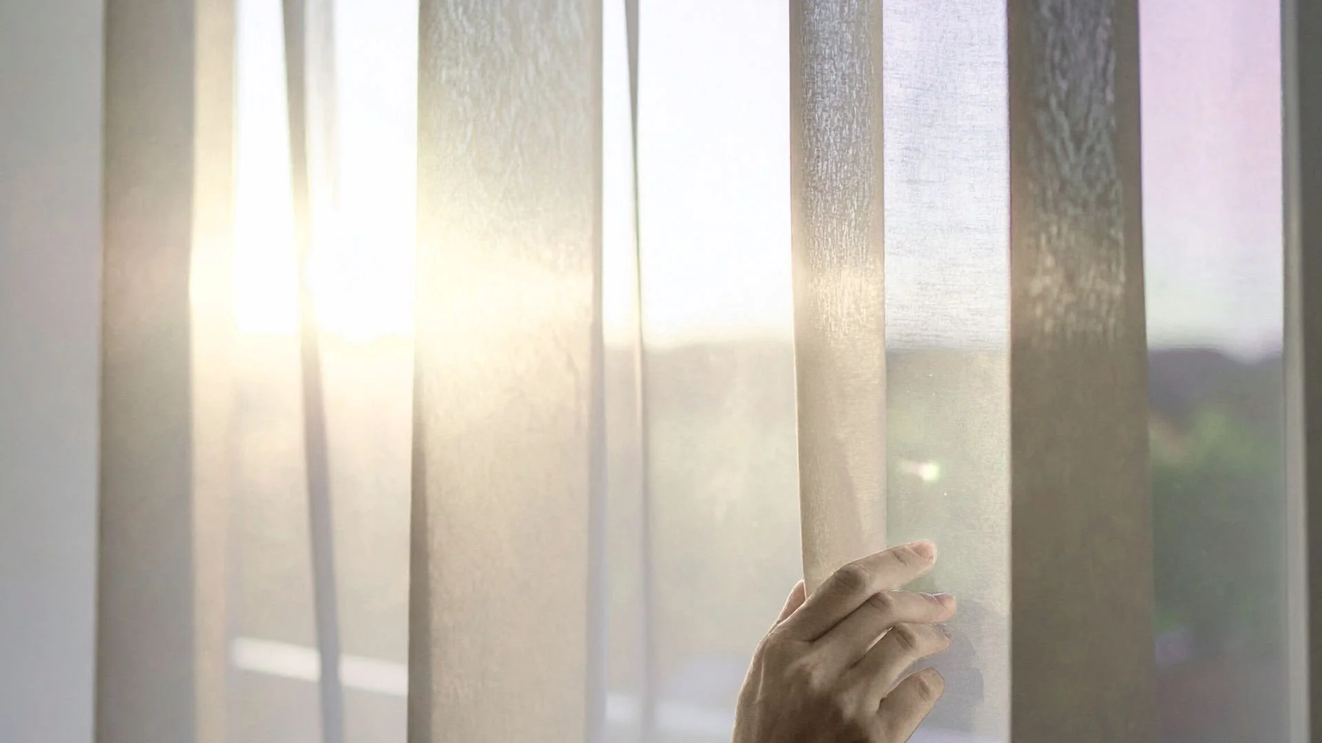 The Shift Couples Miss&nbsp;With Money