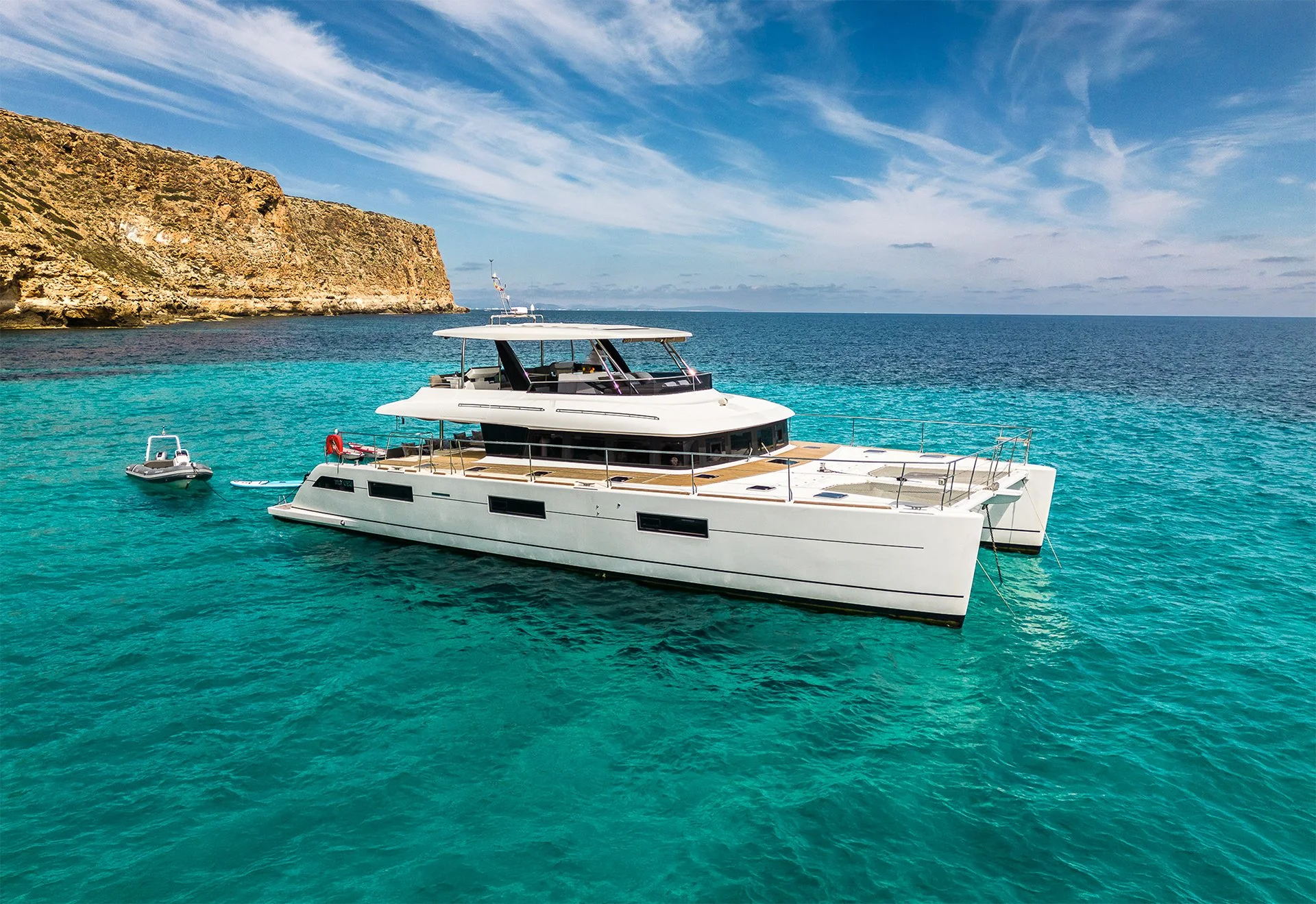 LAGOON 630