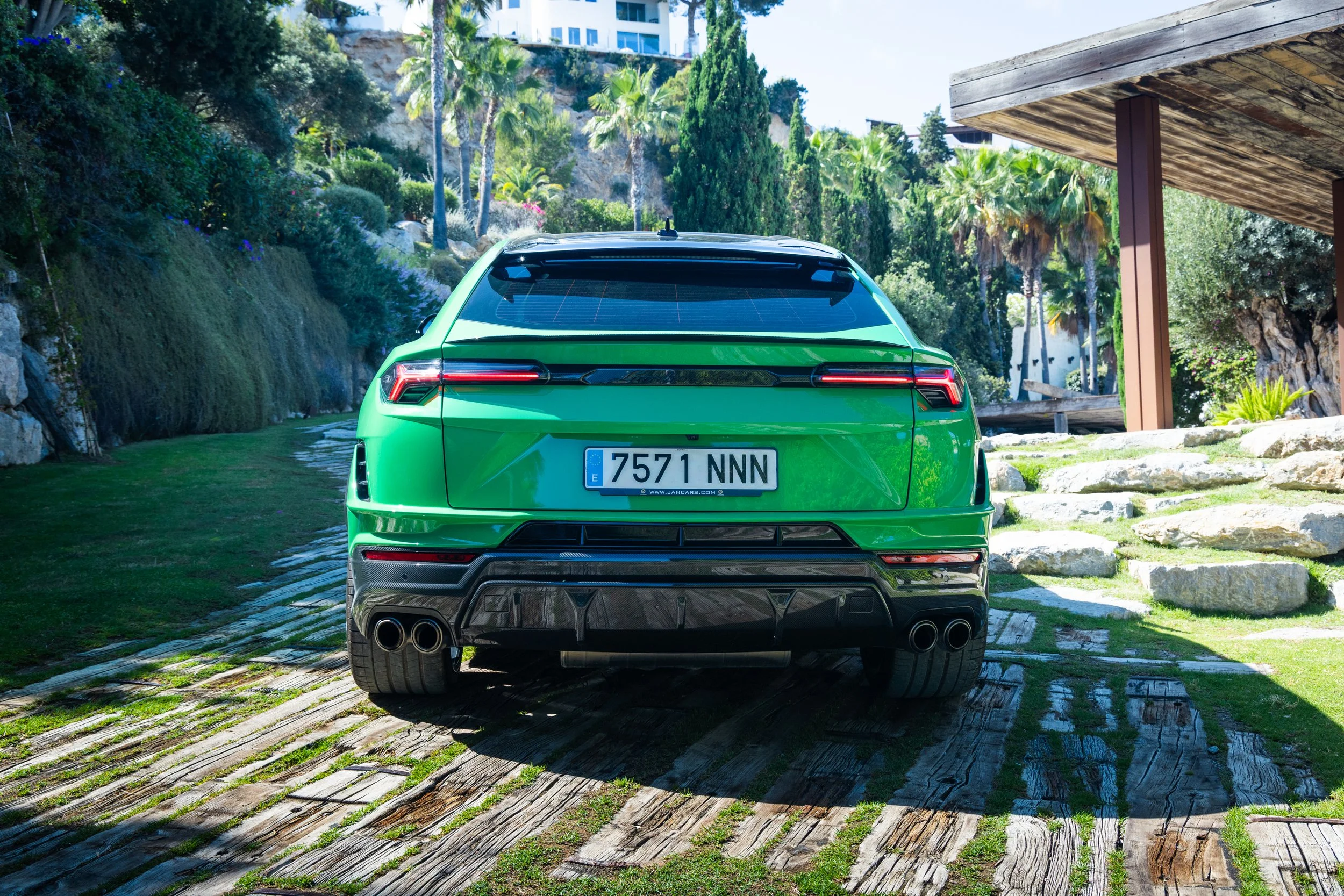 Urus Performante.jpg
