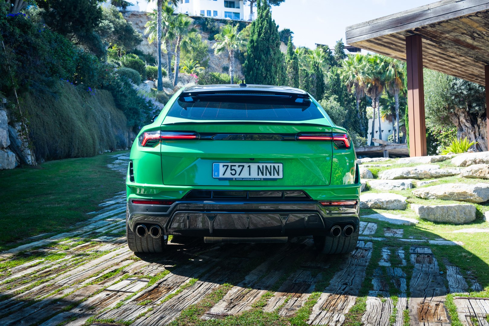 Urus Performante-7.jpg