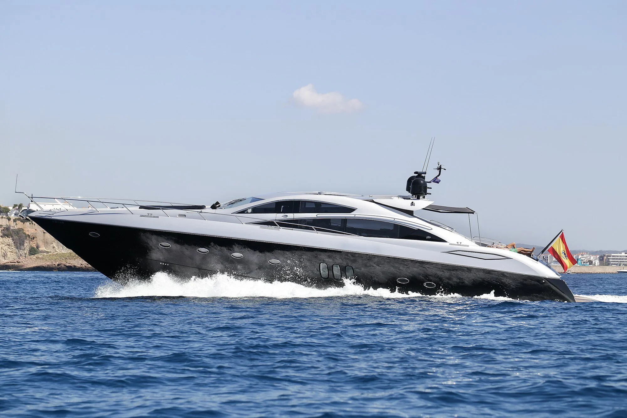SUNSEEKER PREDATOR 82-GEORGIA