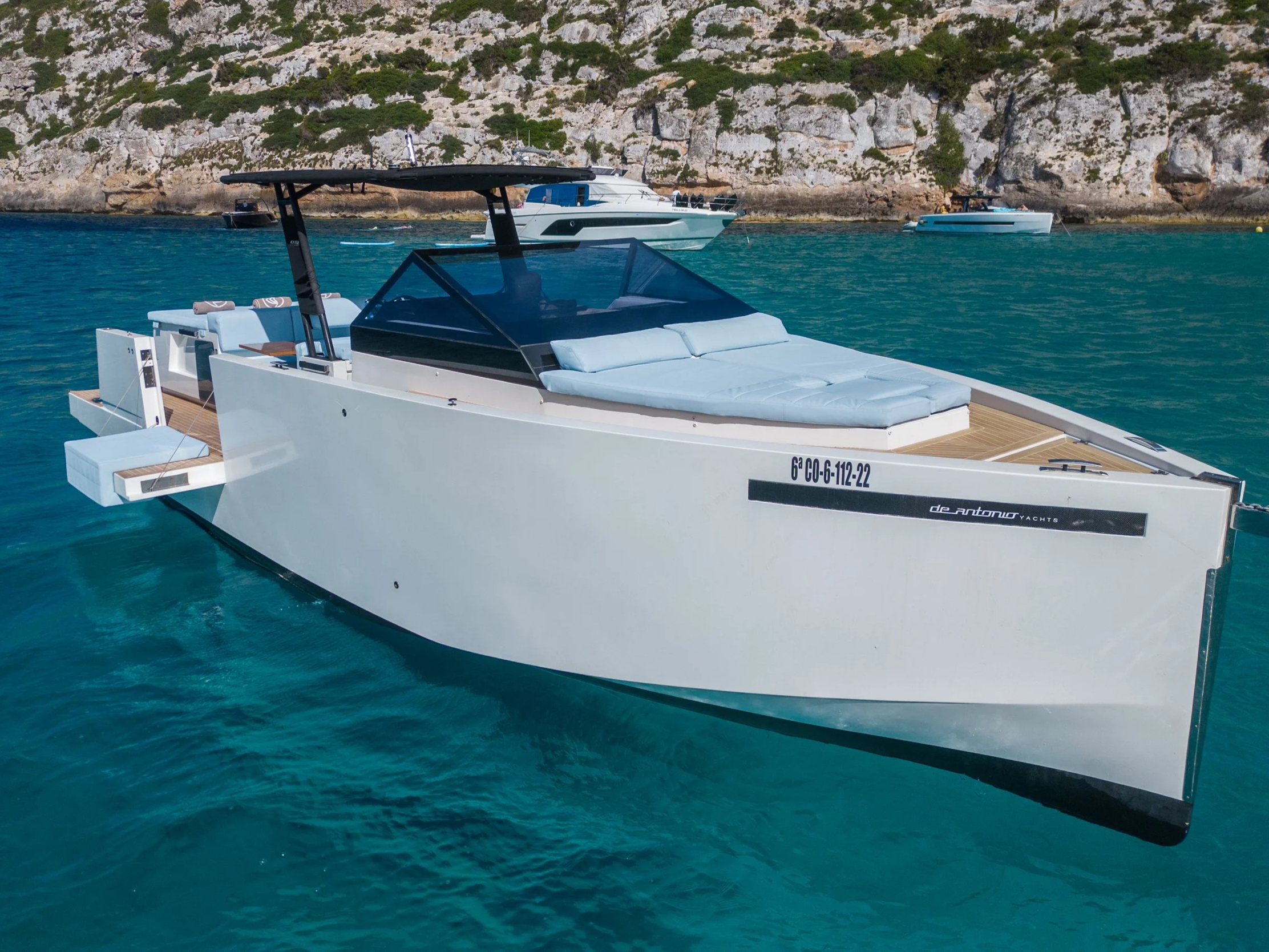 DE ANTONIO YACHTS D34 CRUISER