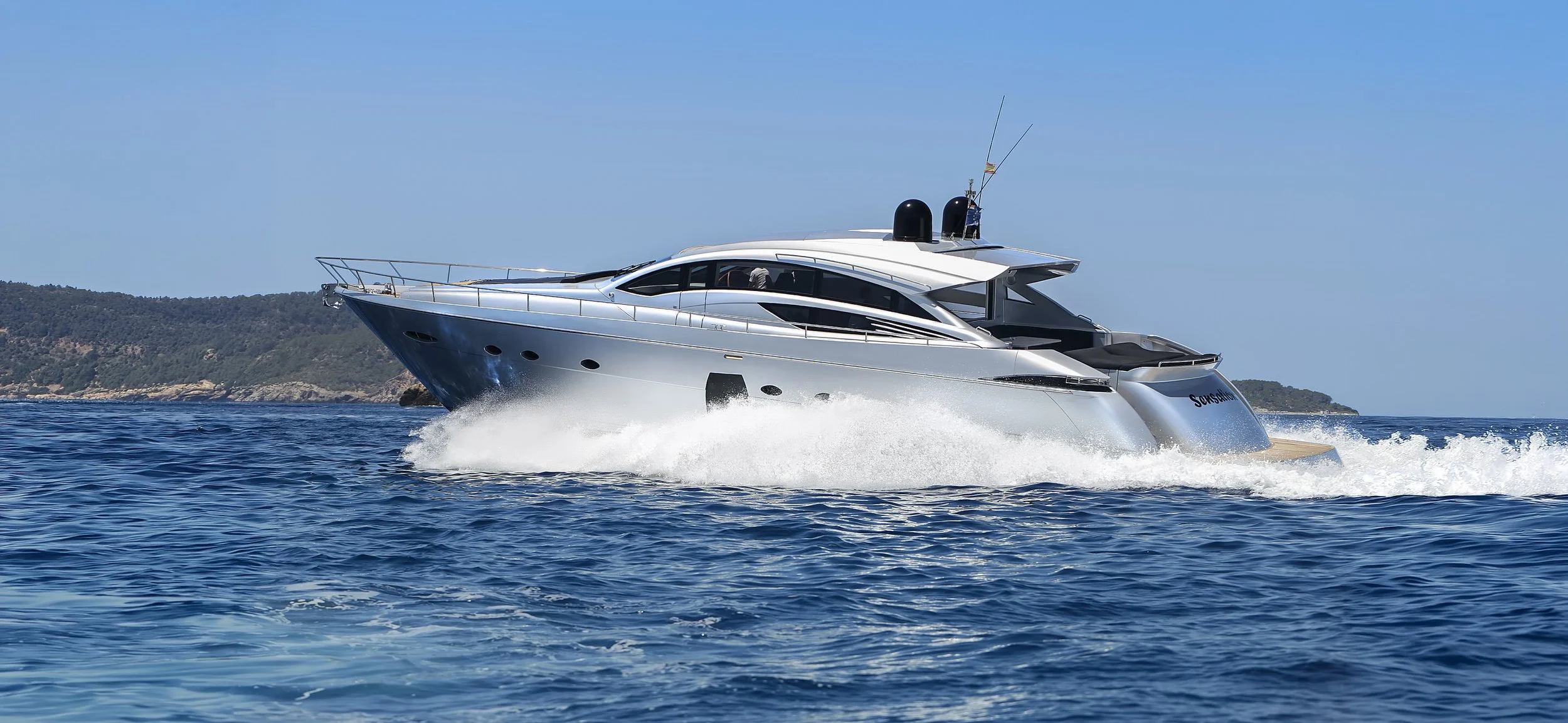 PERSHING 72