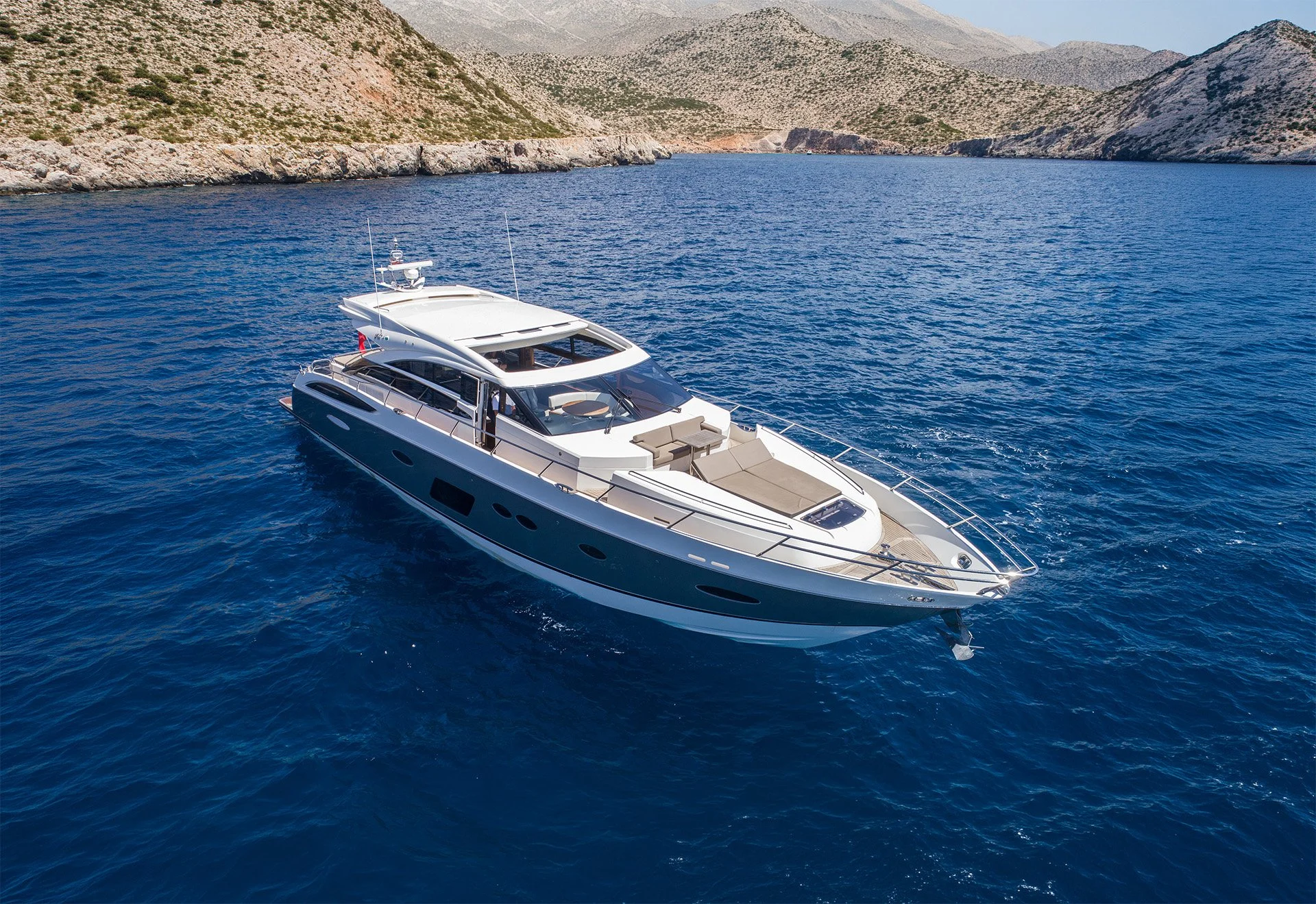 PRINCESS V72