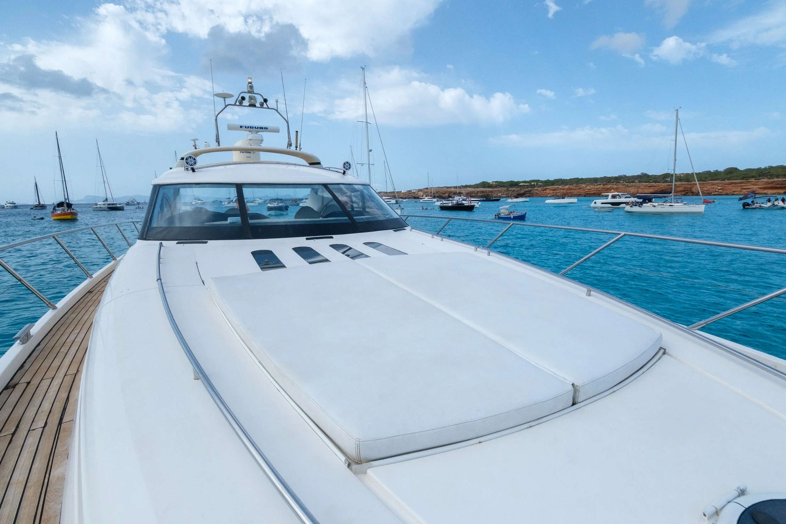PRINCESS V65 12.jpg