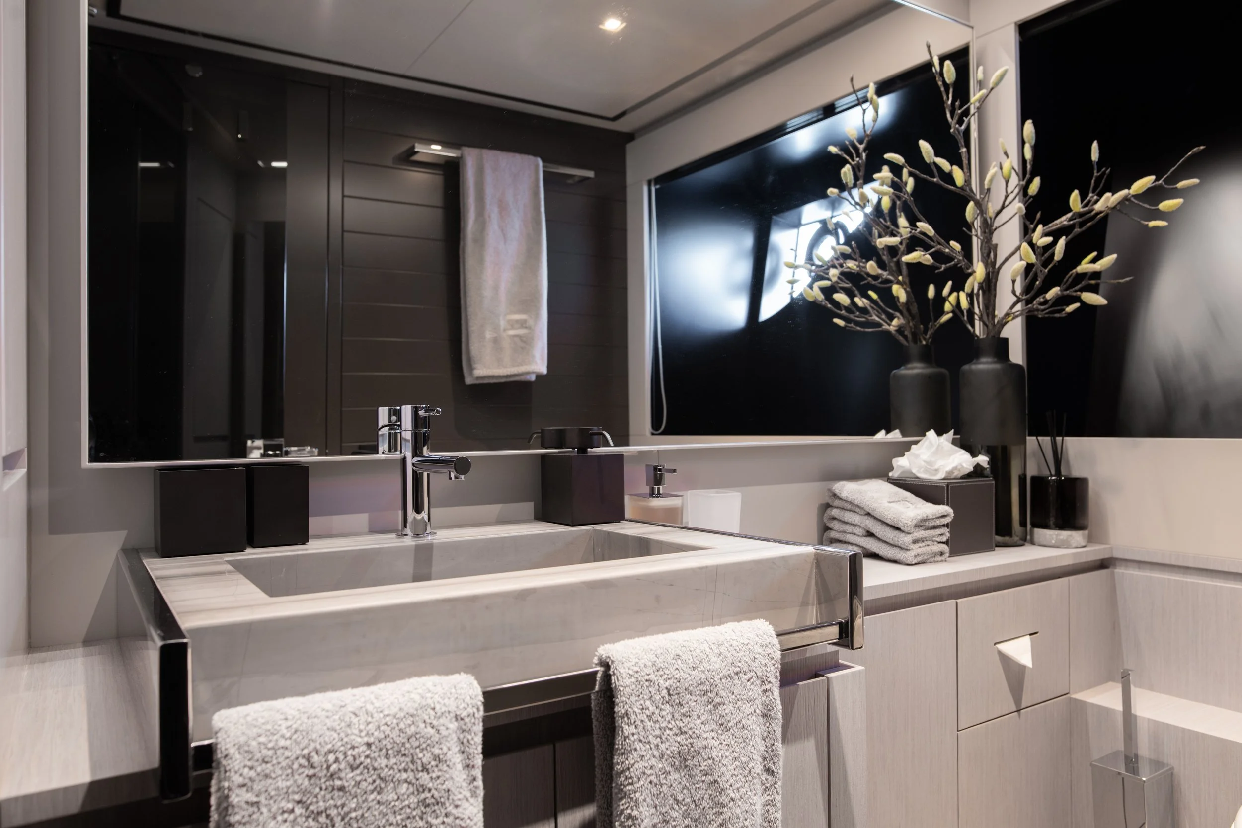 riva argo 90 ella 19.jpeg