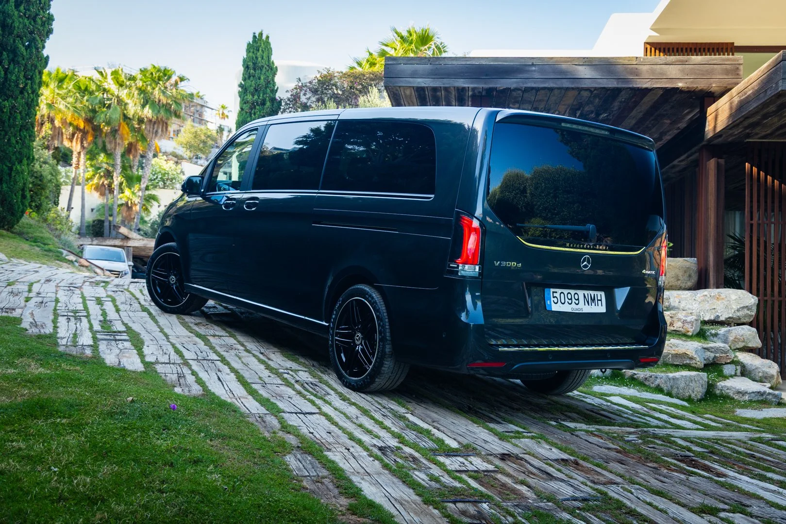 Mercedes V-class-6.jpg