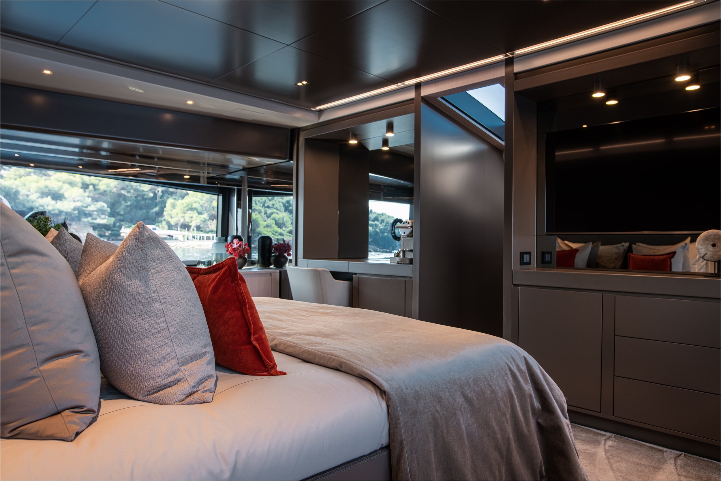 riva argo 90 ella 14.jpeg