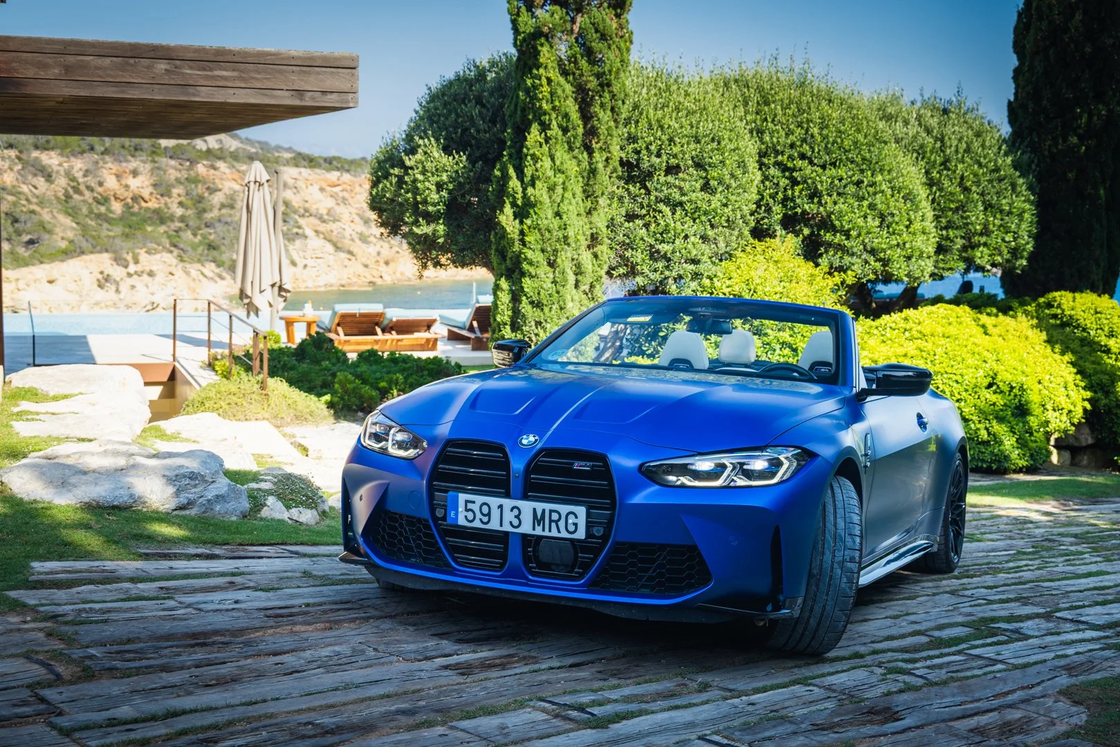 BMWM4-4.jpg