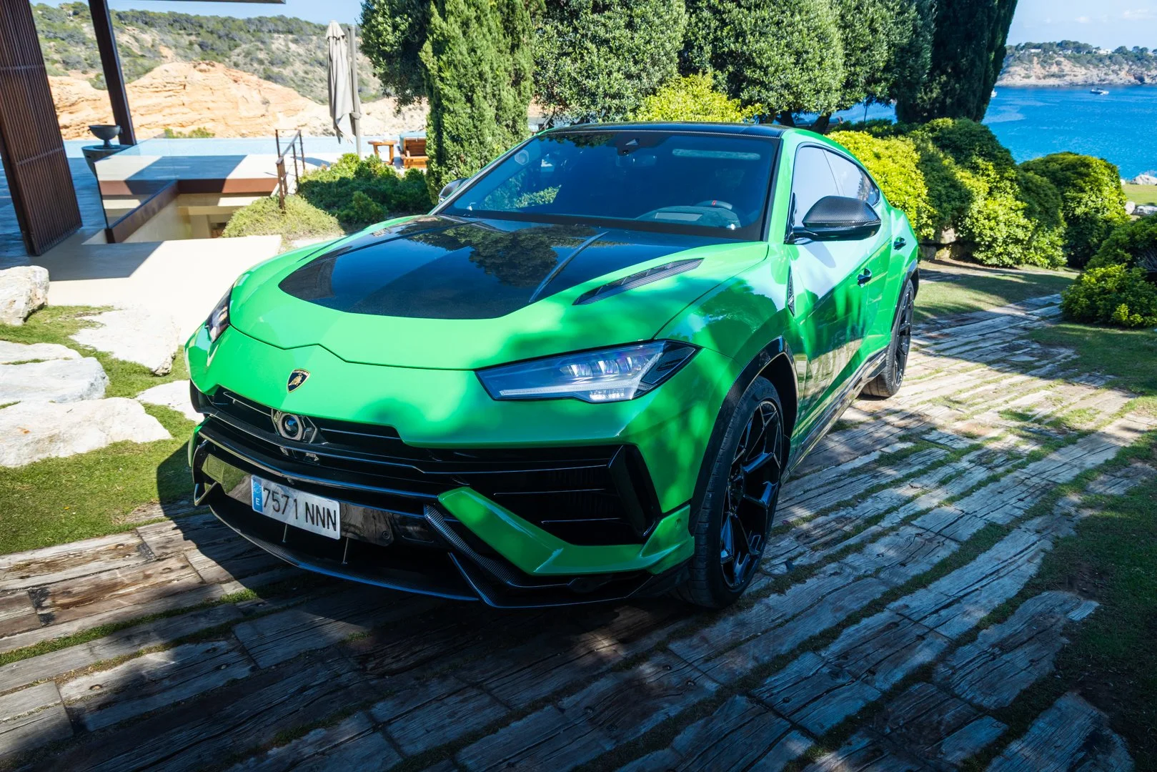 Urus Performante-12.jpg