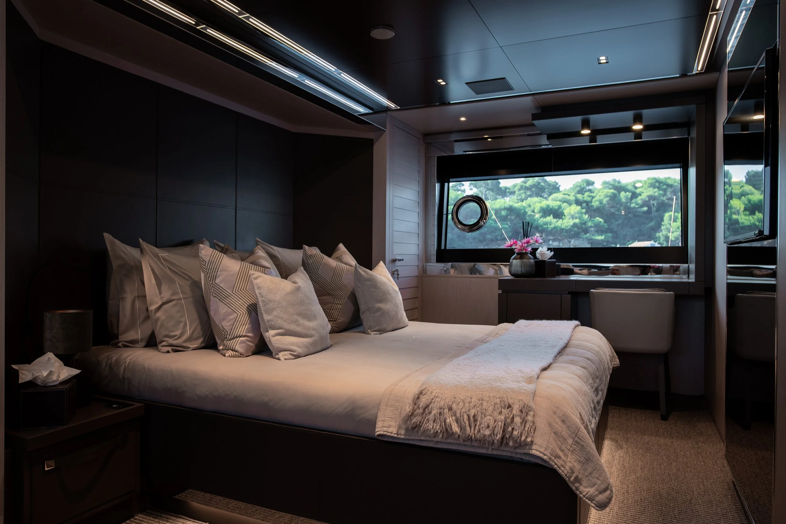 riva argo 90 ella 15.jpeg