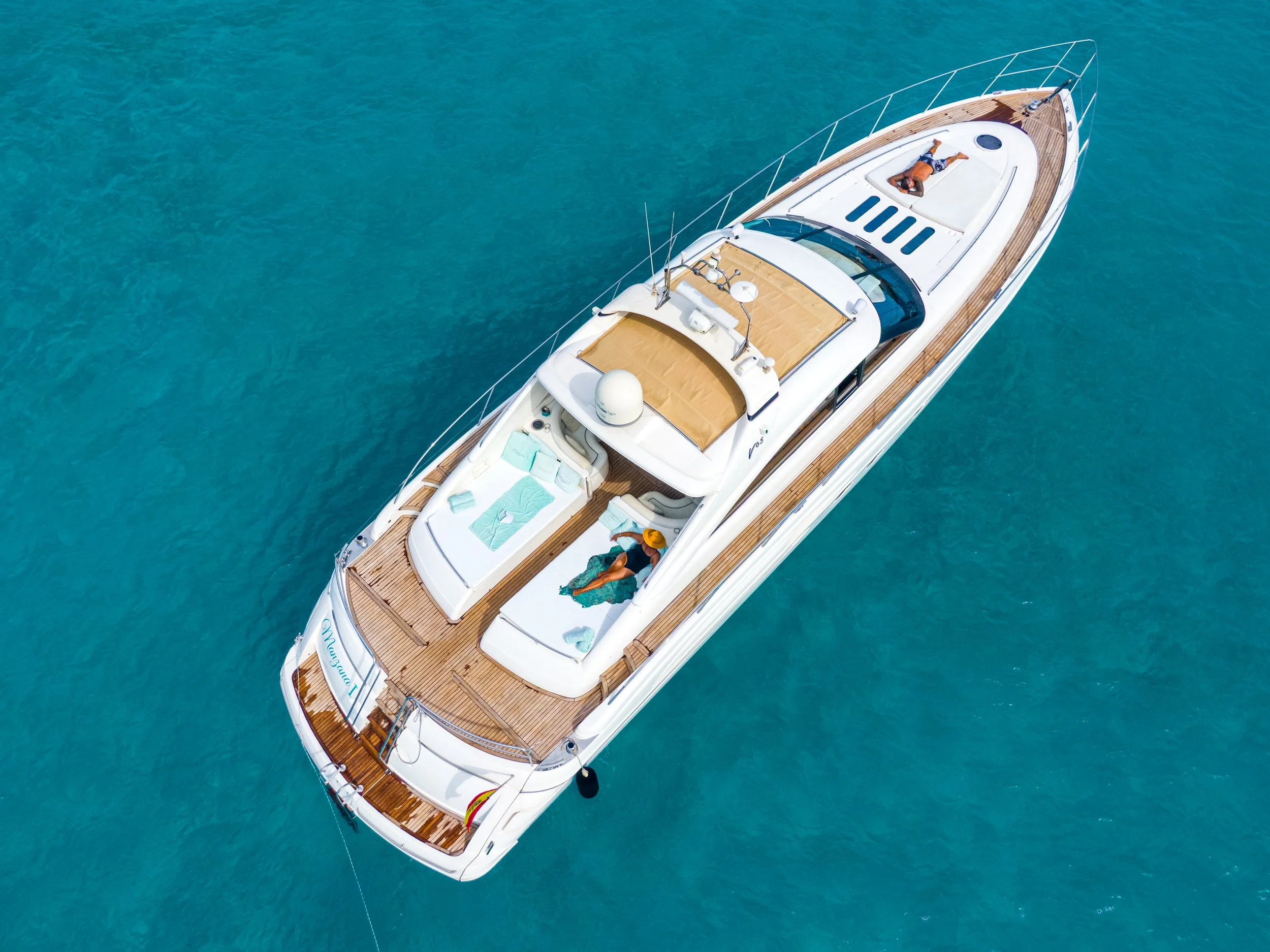 PRINCESS V65 3.jpg