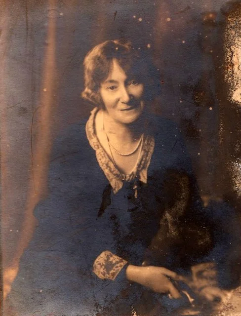 3. Helen Gordon Wells, William's wife.
