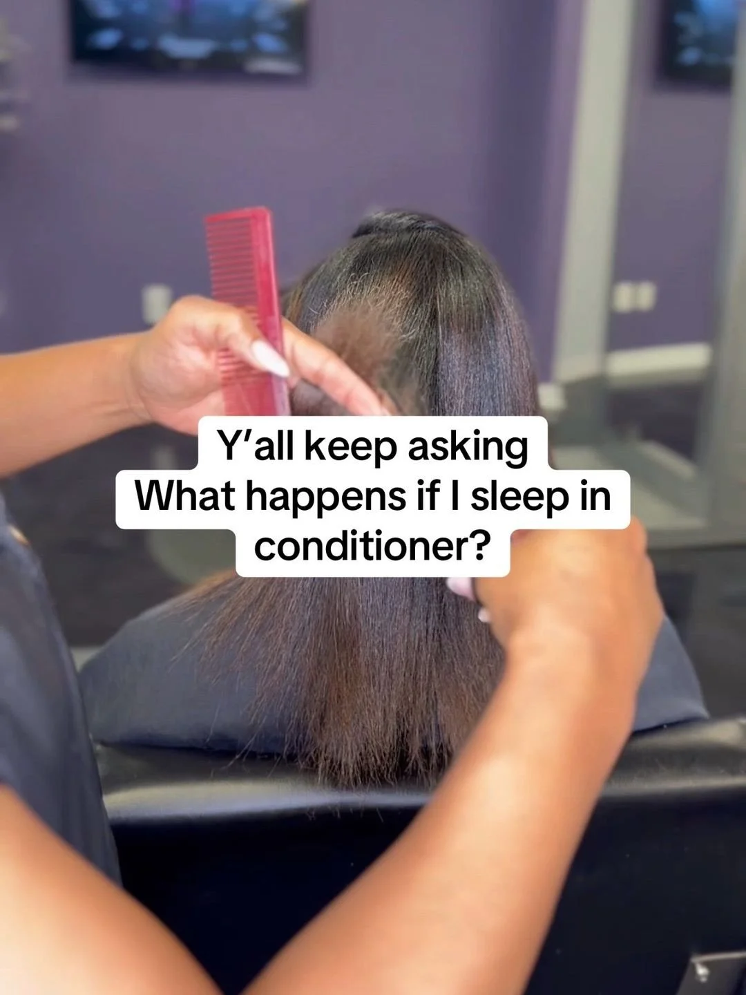 Y&rsquo;all really want that conditioner to spend the night 😂 Leaving an instant conditioner on for 8 hours doesn&rsquo;t mean you&rsquo;re getting 8 hours of extra moisture. It&rsquo;s made to do its job and be rinsed out within the recommended pro