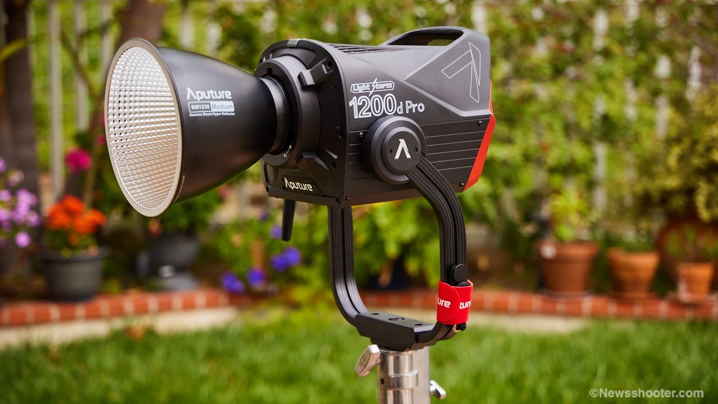 Aputure-LS-1200d-Pro_featured.jpg