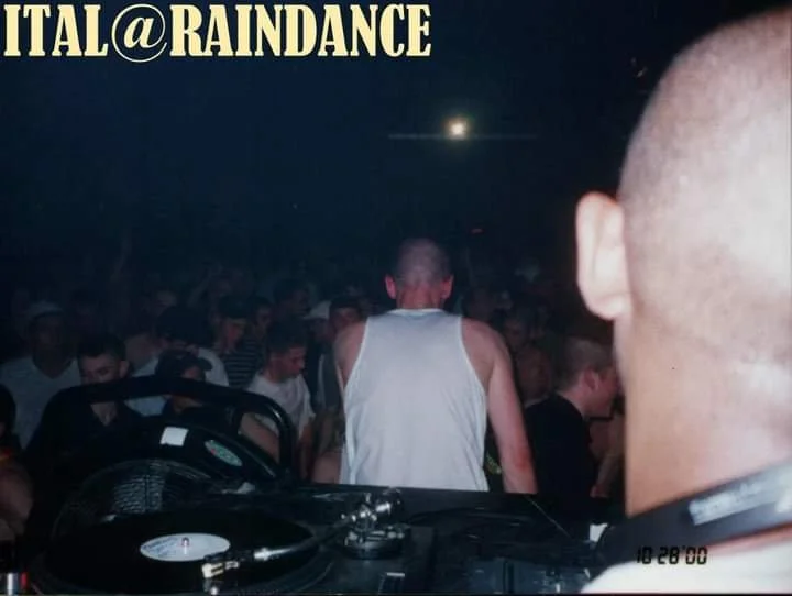 PHOTO-2022-06-04-19-17-14 2.jpg