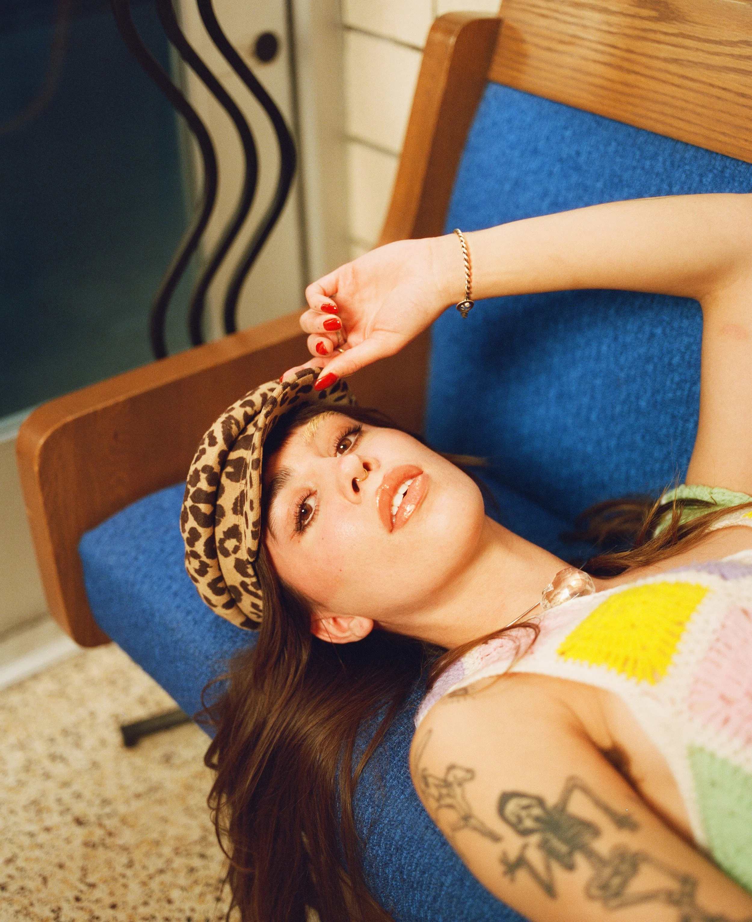 cinestill_800_c_41_25094_111939_253019_002530190007 2.jpg