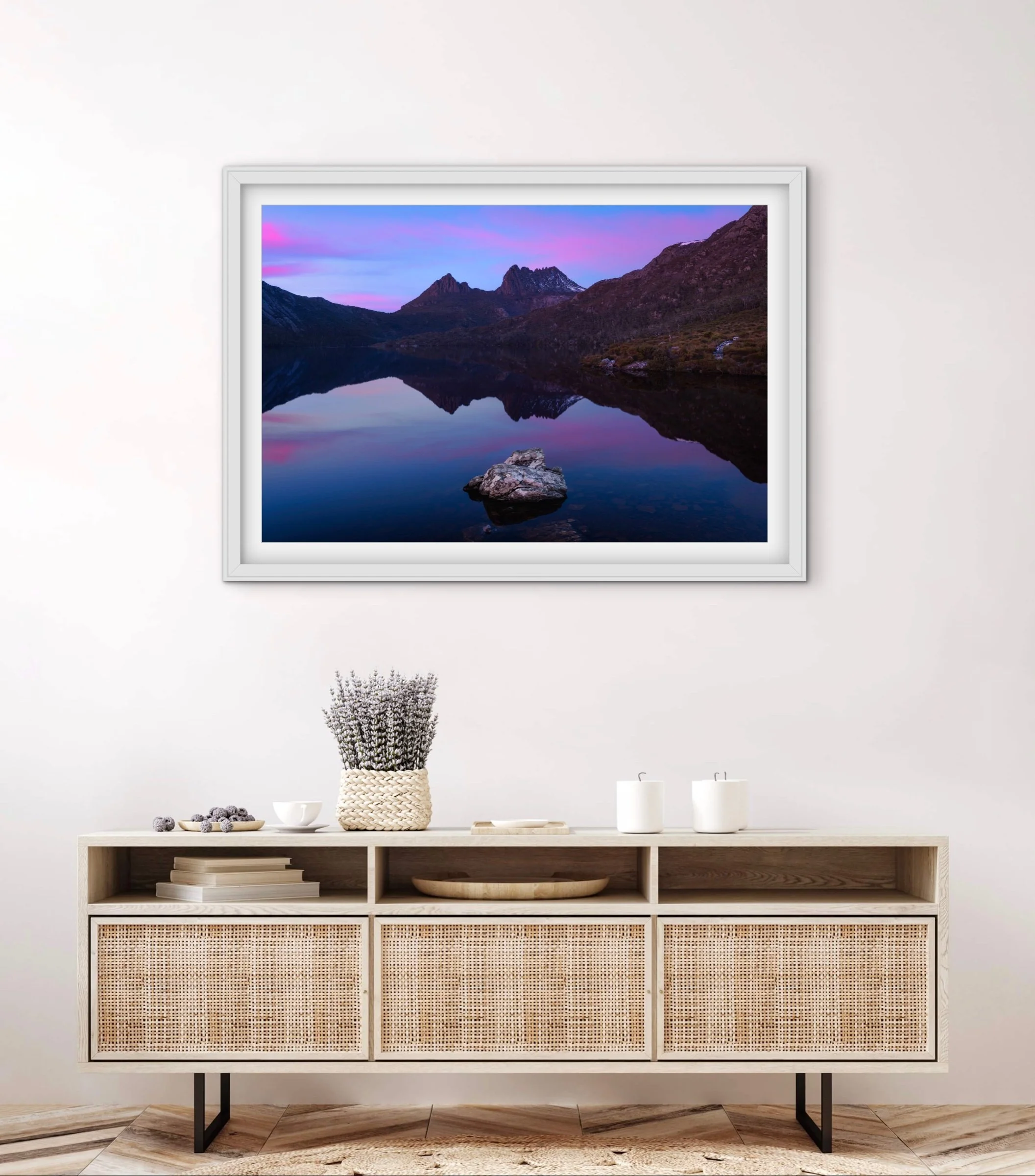 cradle-mountain-reflections-landscape-print-room.jpg