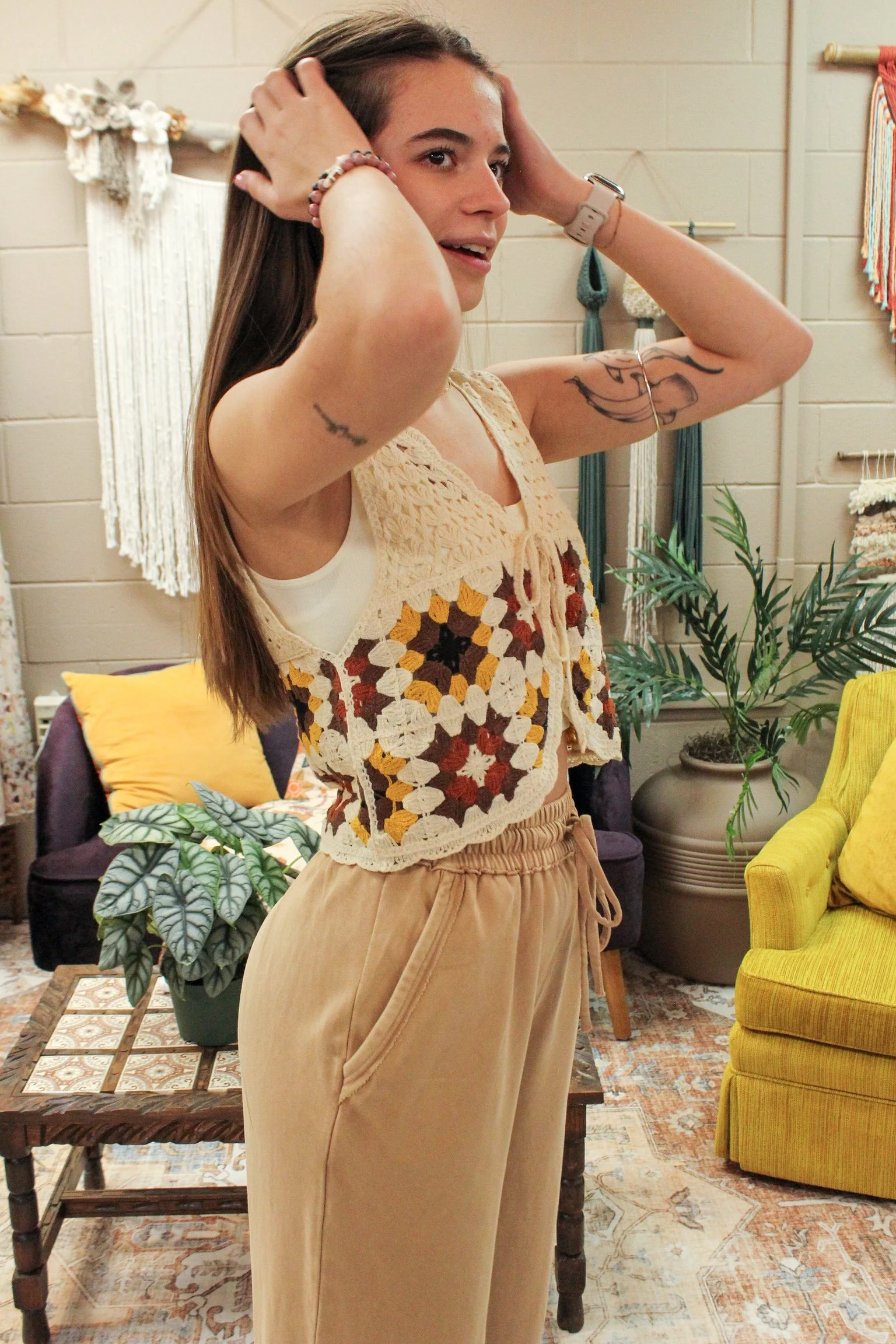 Boho Granny Square Crochet Vest – Retro Knit XS/Small