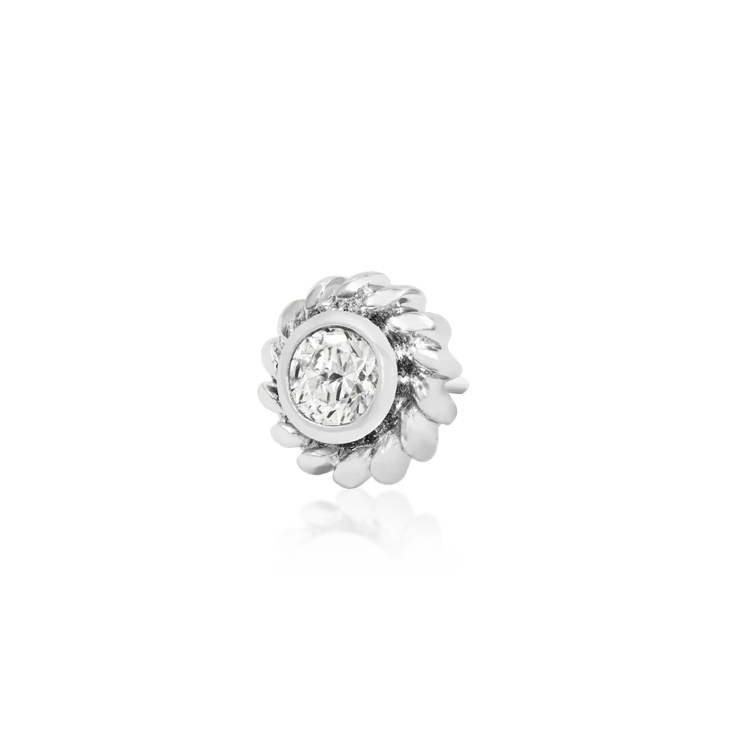 junipurr_14k-white-gold_Braided-Cubic-Zirconia-Bezel-Set-Gem-decorative-end_JJ1385L-WG_45_49660b2e-57c7-47b9-845b-6484fbce6d86_1080x.png.webp