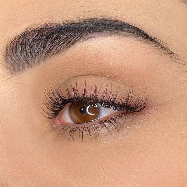 Transform your look with our classic lash extensions! ✨

Book your appointment using the link in bio now and let your eyes do the talking📲

#lashesclapham #claphamlashes #lashtechclapham #claphamlashtech #lashextensionsclapham #claphamlashextensions