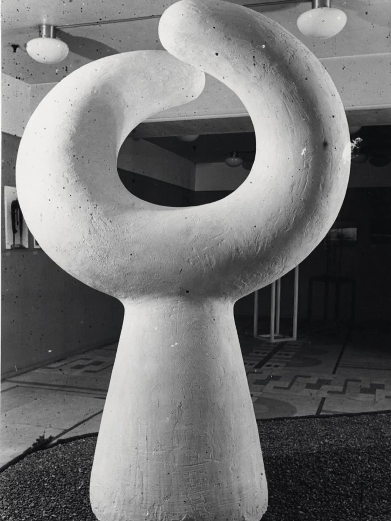 &ldquo;The essence of sculpture is for me the perception of space, the continuum of our existence.&rdquo;
&mdash;Isamu Noguchi
#saṃsāra 

🎨Isamu Noguchi, &lsquo;Mu&rsquo;, 1950 - 1951
📸 &copy;INFGM