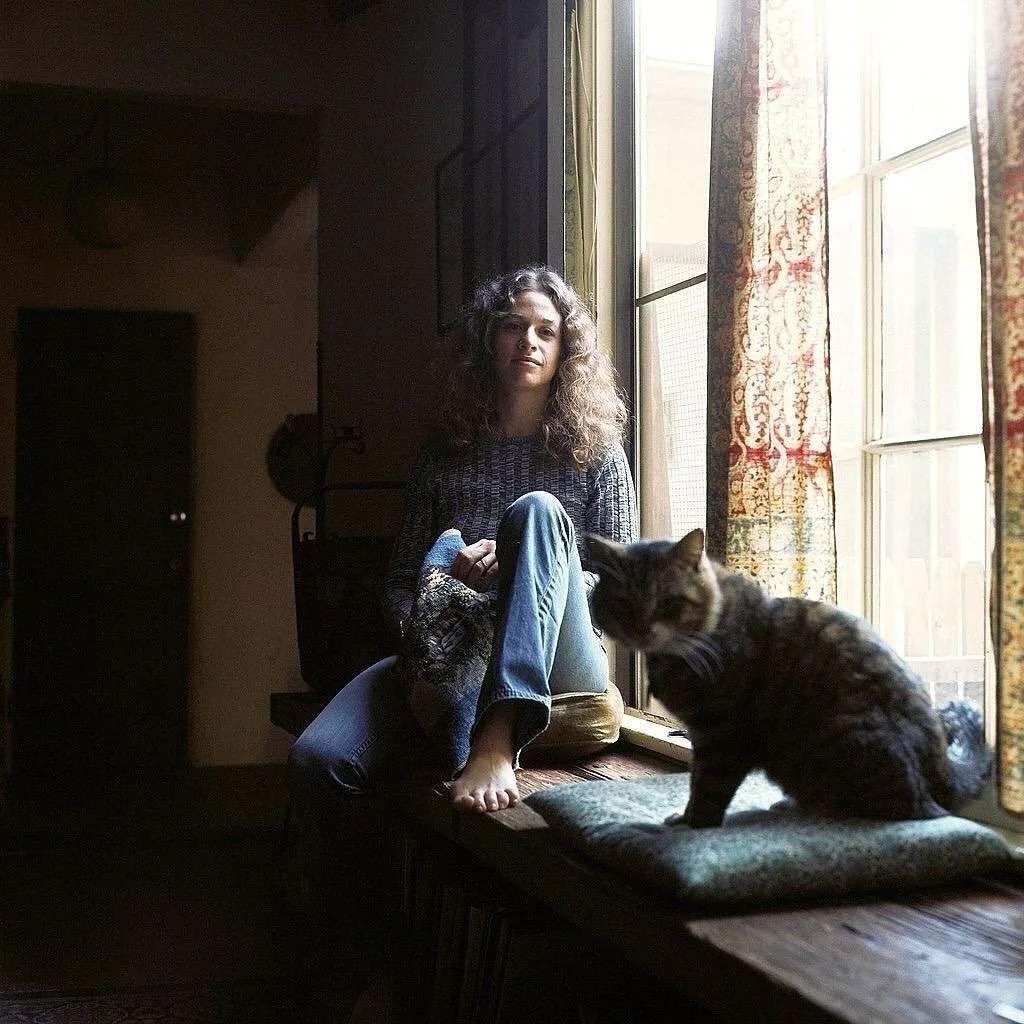 “You’ve got to get up every morning with a smile on your face
And show the world all the love in your heart.”
—Carole King
📷Jim McCrary, 1971