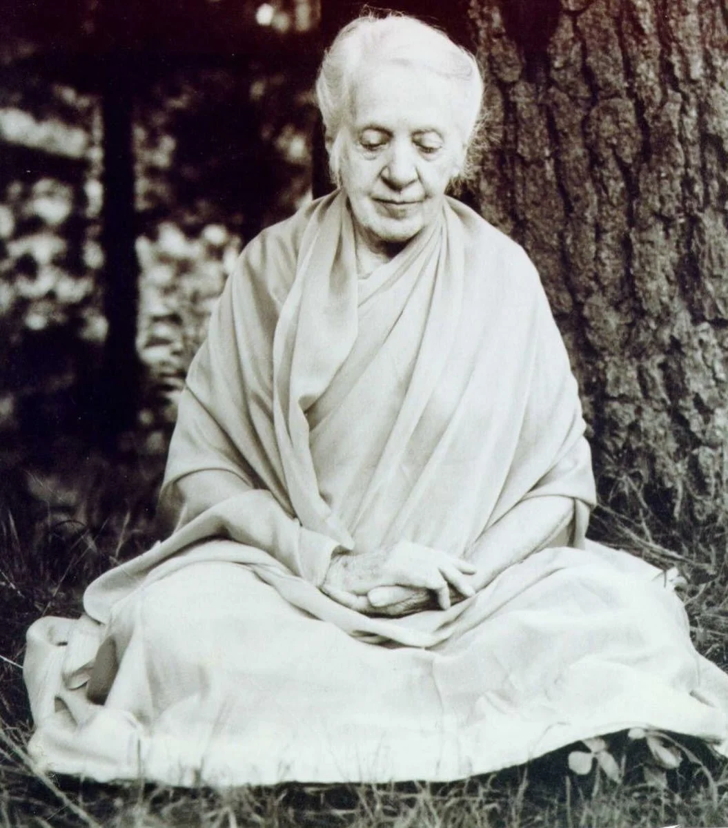Happy Birthday Indra Devi ❤️

&ldquo;Yoga means union, in all its significances and dimensions.&rdquo;
&mdash;Indra Devi

📷 &copy; Fundacion Indra Devi