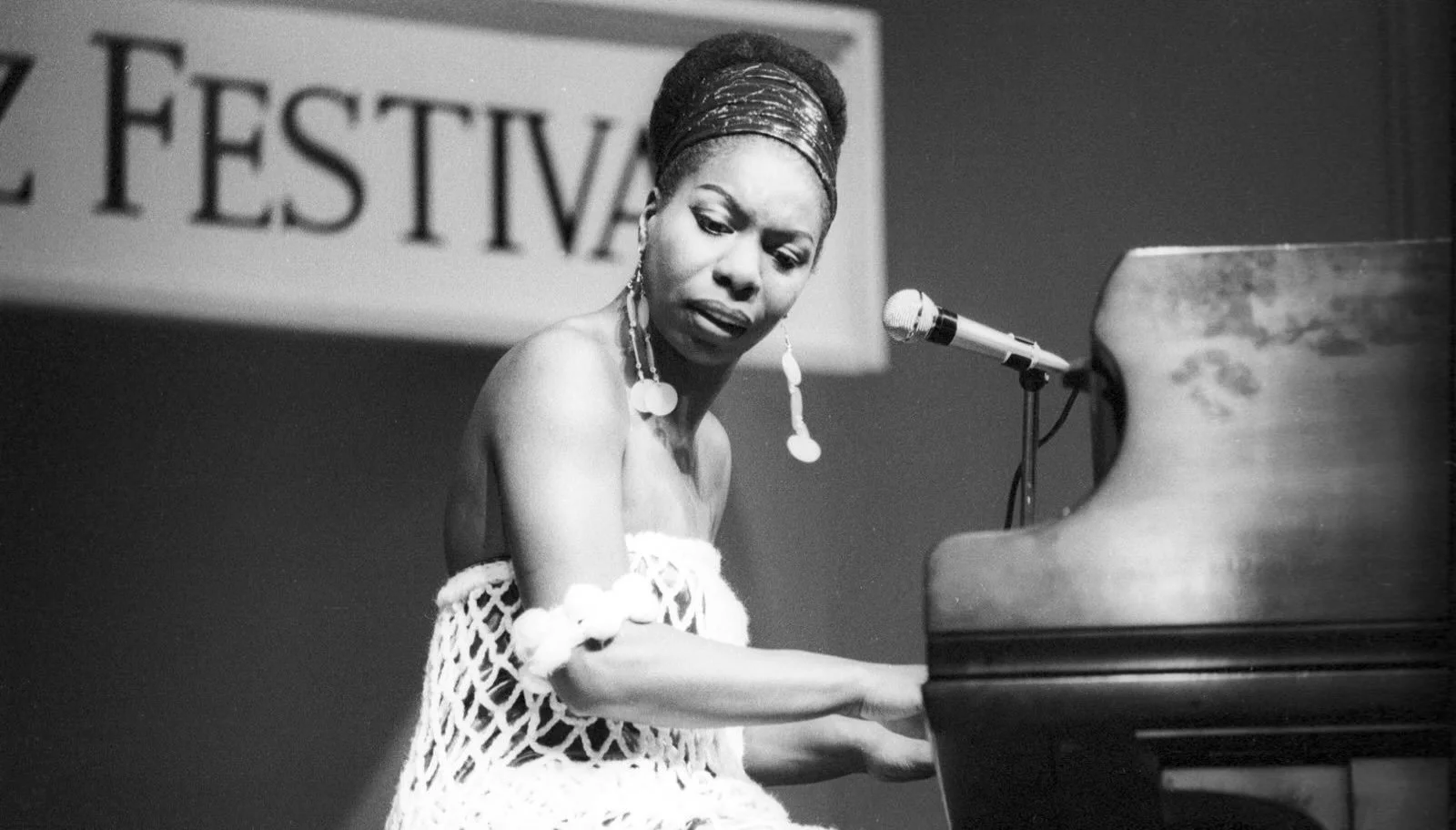 &ldquo;Once I understood Bach&rsquo;s music, I wanted to be a concert pianist.&rdquo; 
&mdash; Nina Simone&nbsp;

📸 1968 - Nina Simone  performs on the television series Ready Steady Go! (Photo by Popperfoto/Getty images).