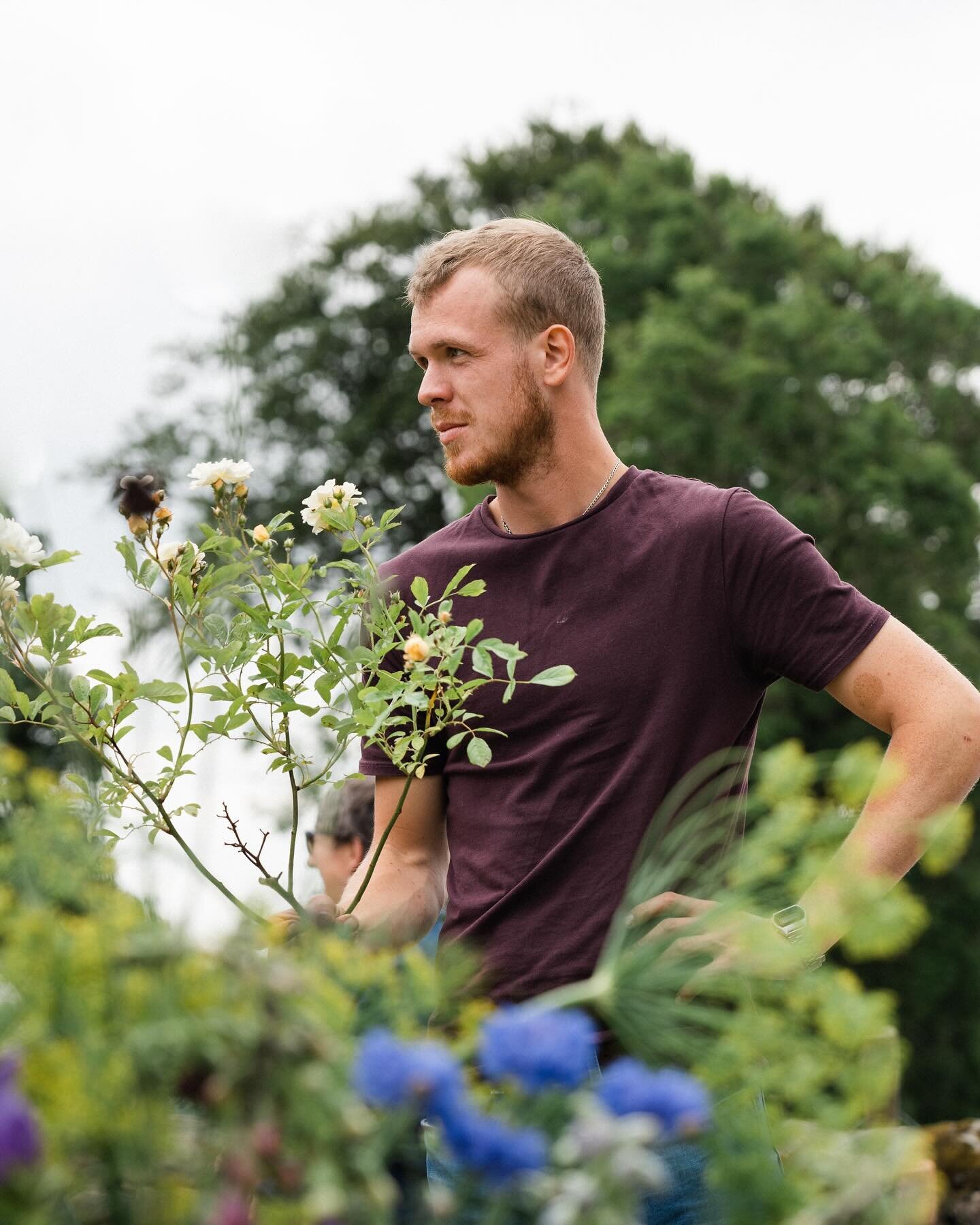This is me! I&rsquo;m John. I decided I&rsquo;d better show my face😂 This first one was snapped a couple of years ago by @wild_meadow without me knowing&hellip;(natural poser!🤣) The second, a daft one I took with one of my favourite flowers. I run 