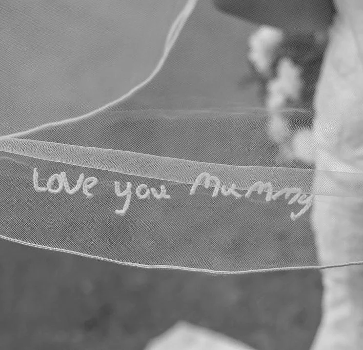 Handwriting embroidery ✨

I can embroider any handwriting onto your veil to add that extra sentimental touch. Whether it&rsquo;s a note from your partner, words from a loved one no longer with us, or a message personal to you - a detail to treasure f